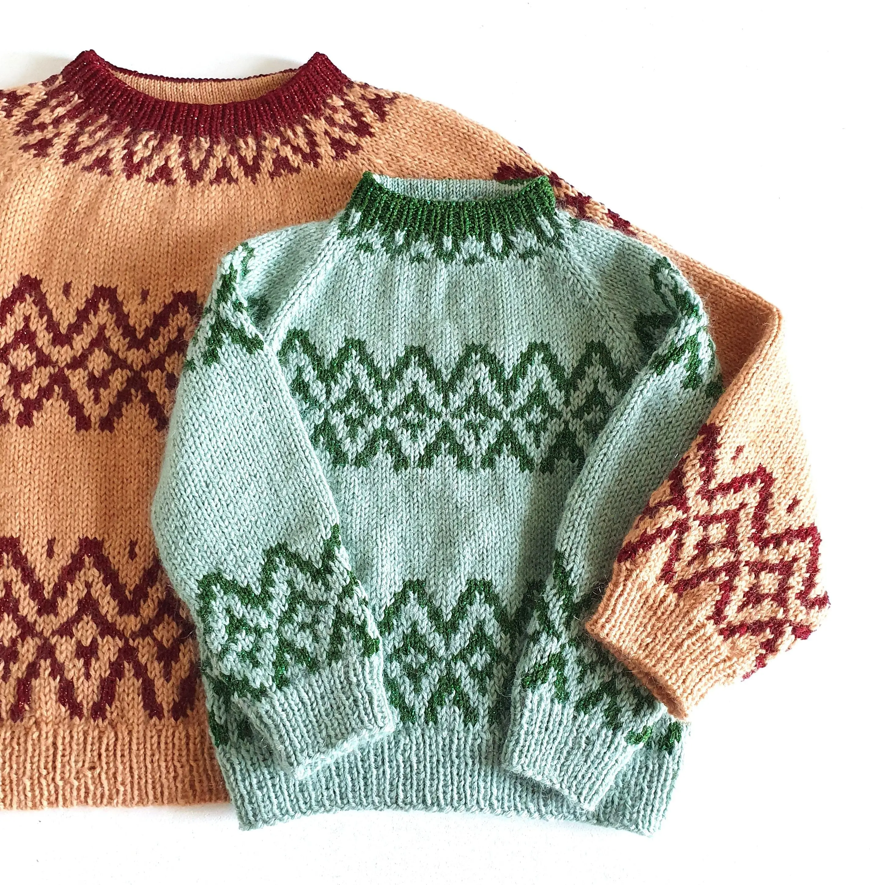 14676-all-round-christmas-sweater-1.webp