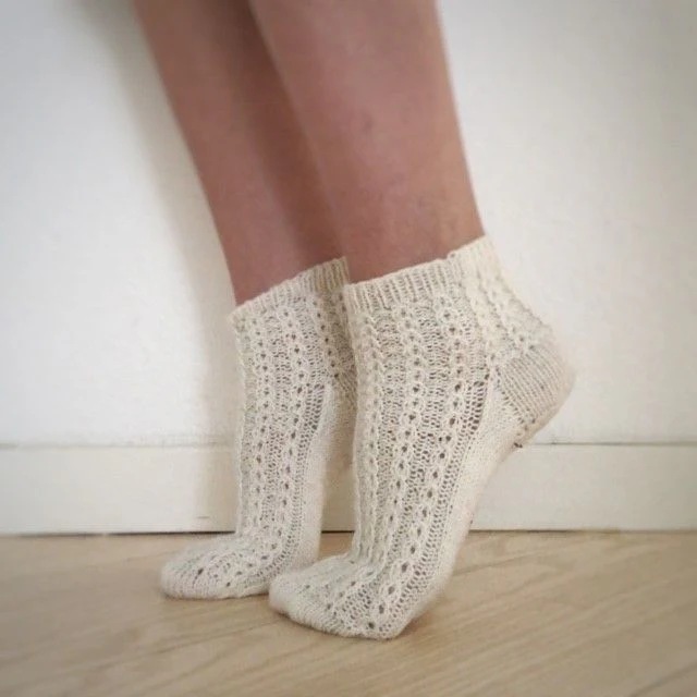 15000-forest-lace-socks-1.jpg