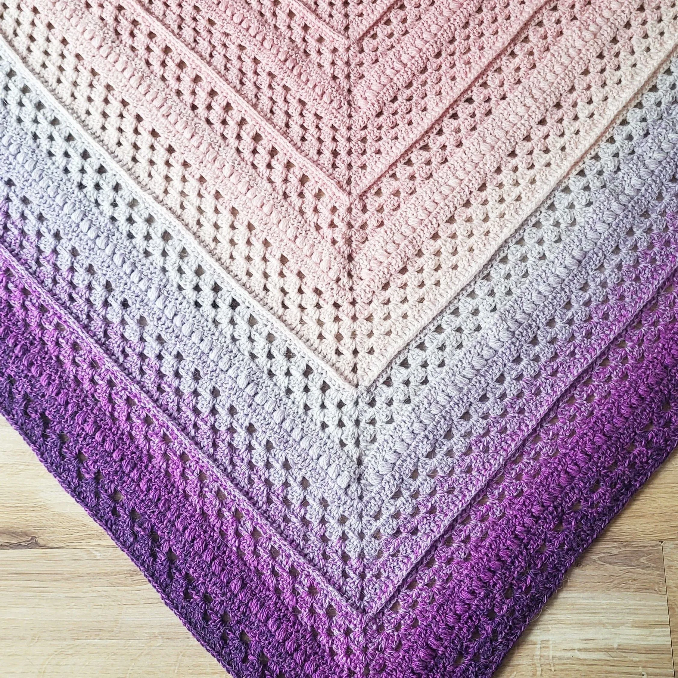 1517-gossip-shawl-1.webp