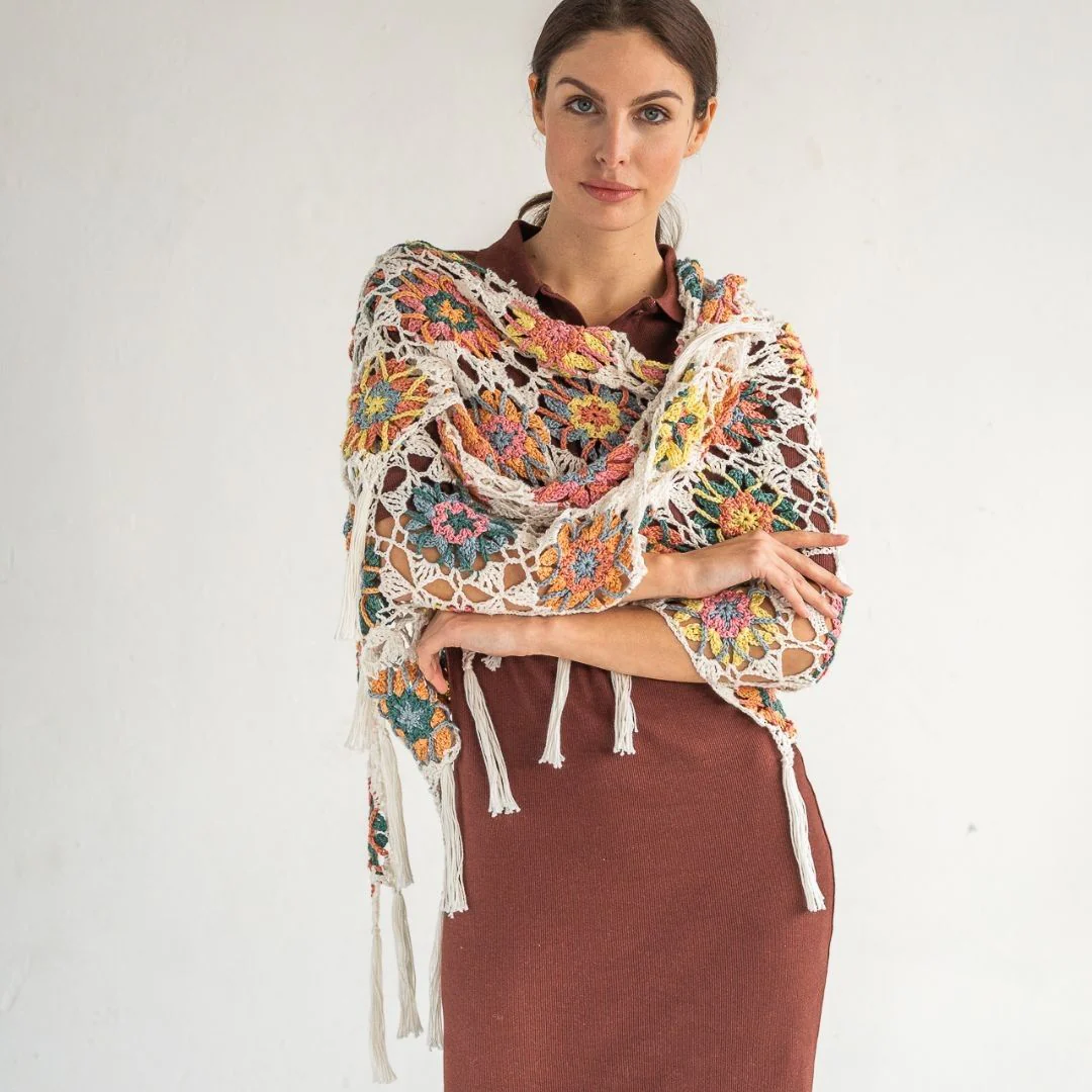 8035-445 Flowerland - Shawl