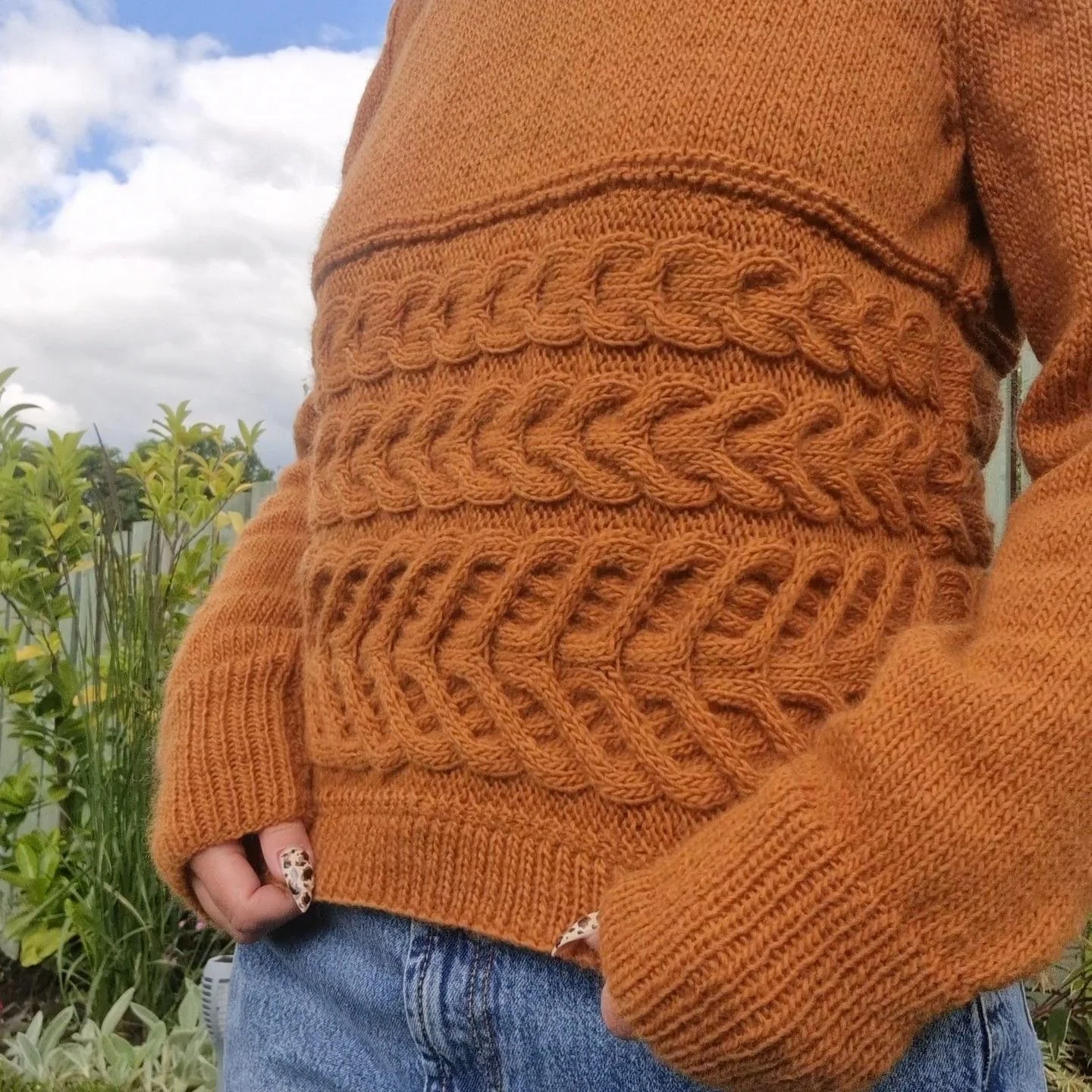 15195-serenity-sweater-1.webp