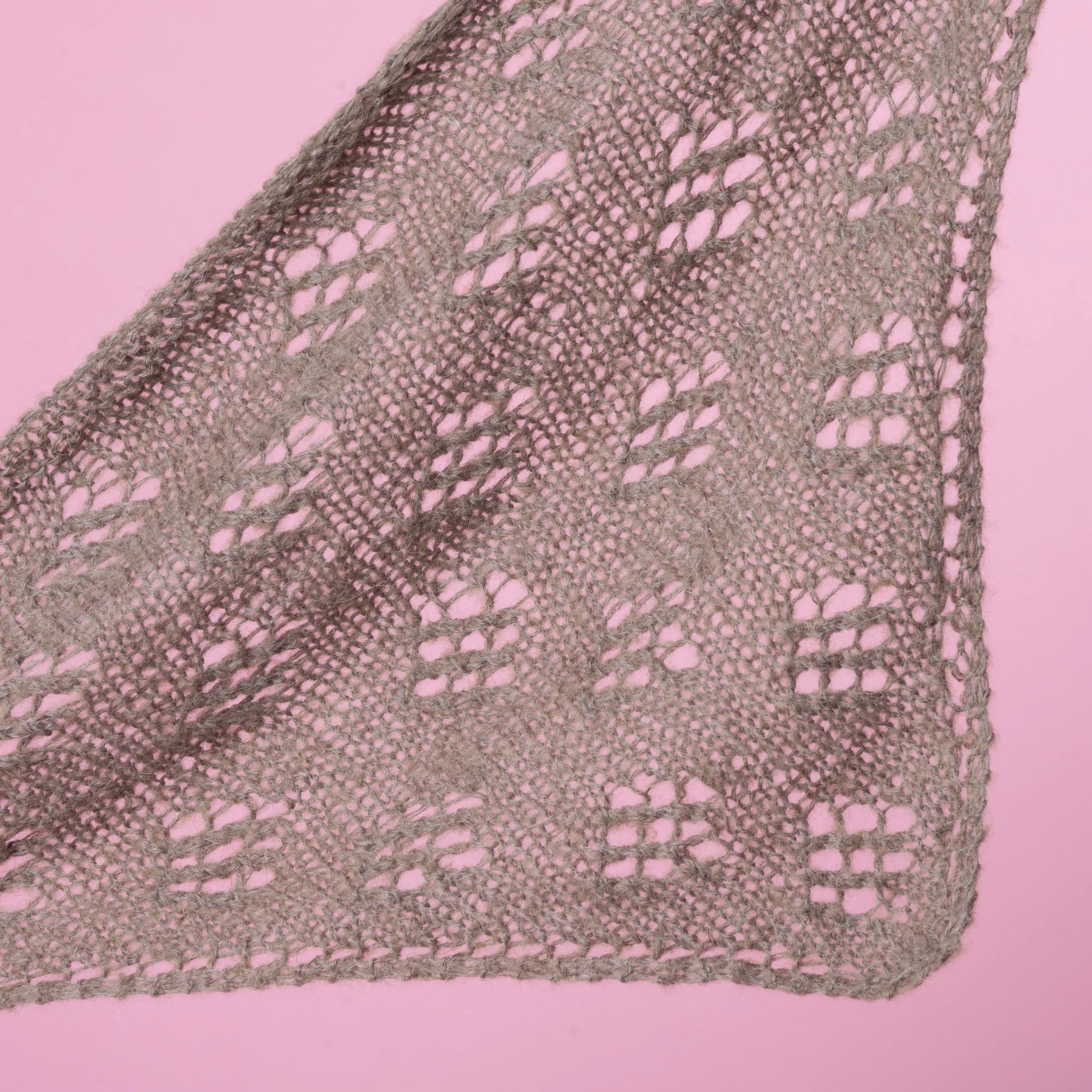 1532-lacey-bandana-1.webp