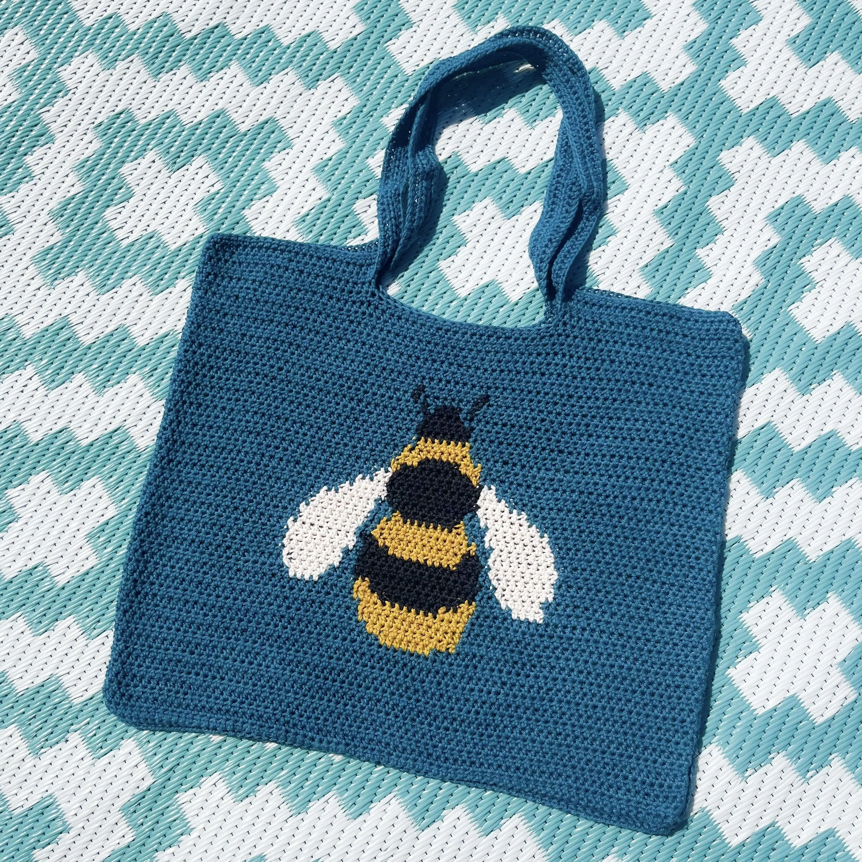 1533-bumble-bag-tote-bag-1.jpg