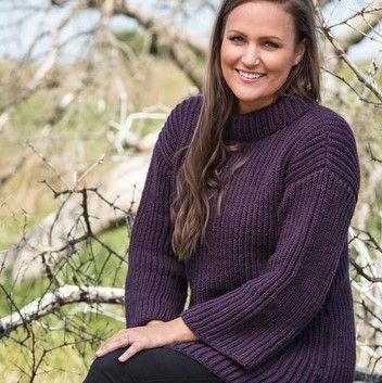 1665 â Womenâs sweater in fishermanâs rib in eggplant Mayflower Easy Care Classic.
