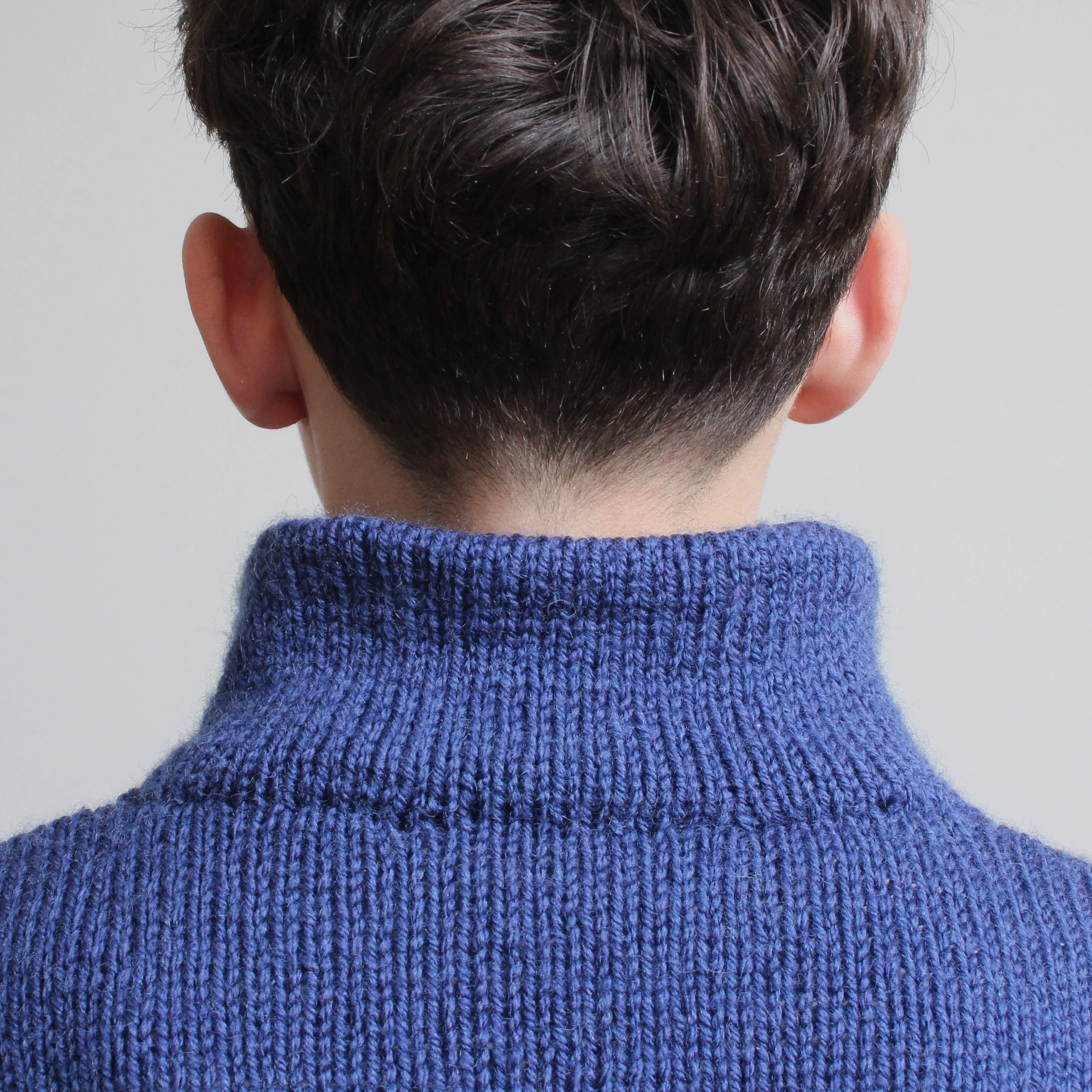 15408-willi-sweater-with-zipper-1.webp
