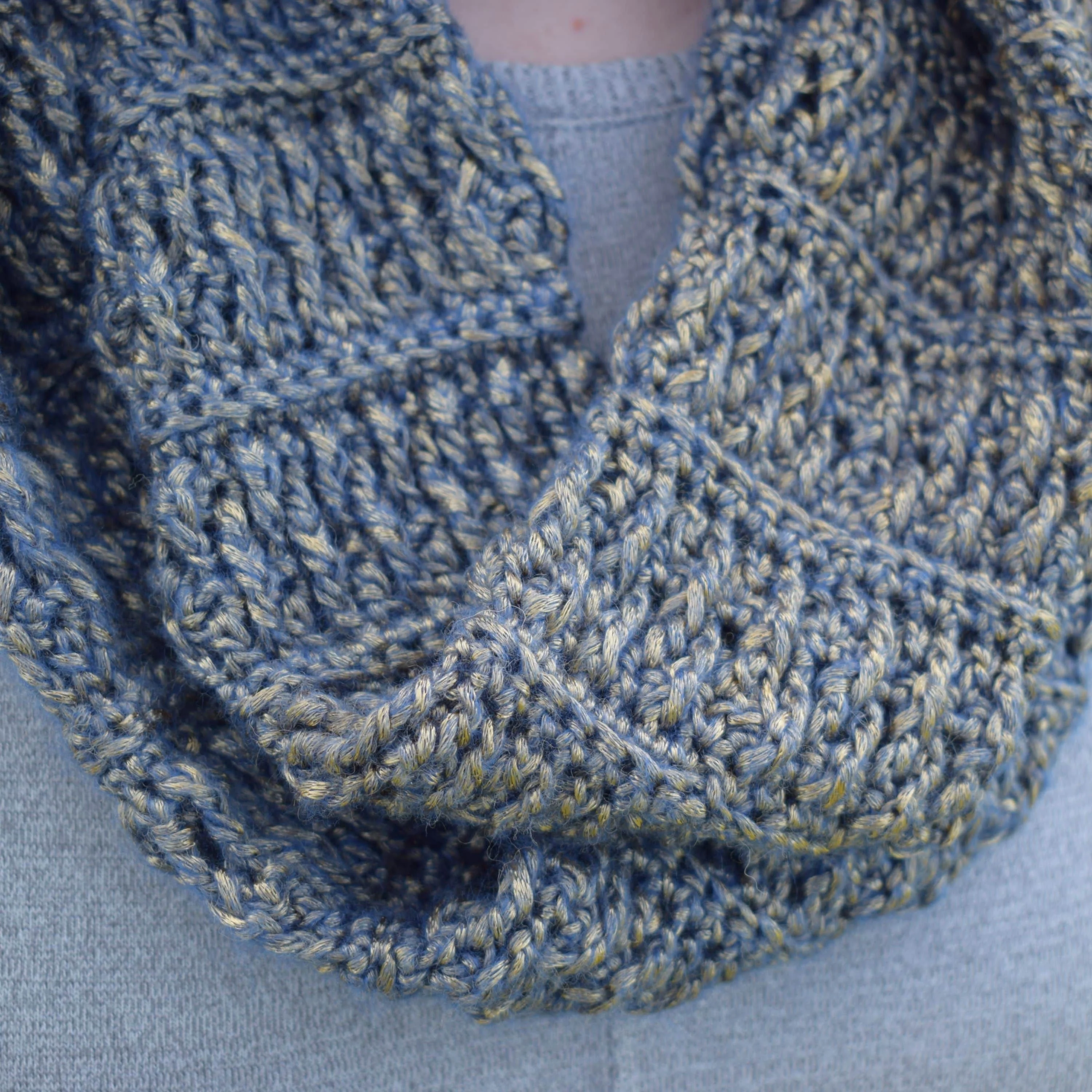 1554-fanciful-infinity-scarf-1.webp