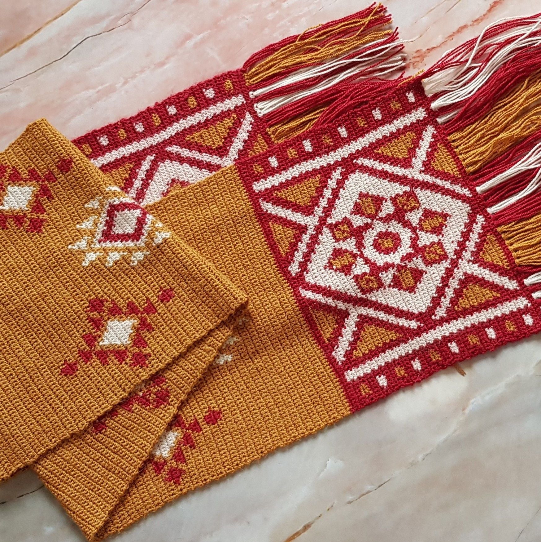 15604-desert-ruby-scarf-1.jpg