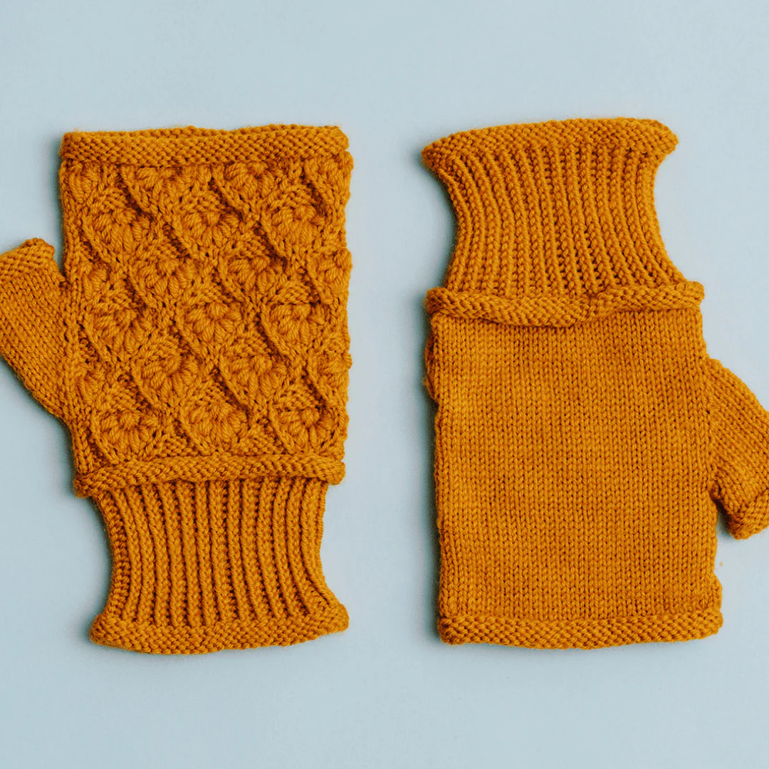 15605-kvitka-textured-flower-mittens-1.webp
