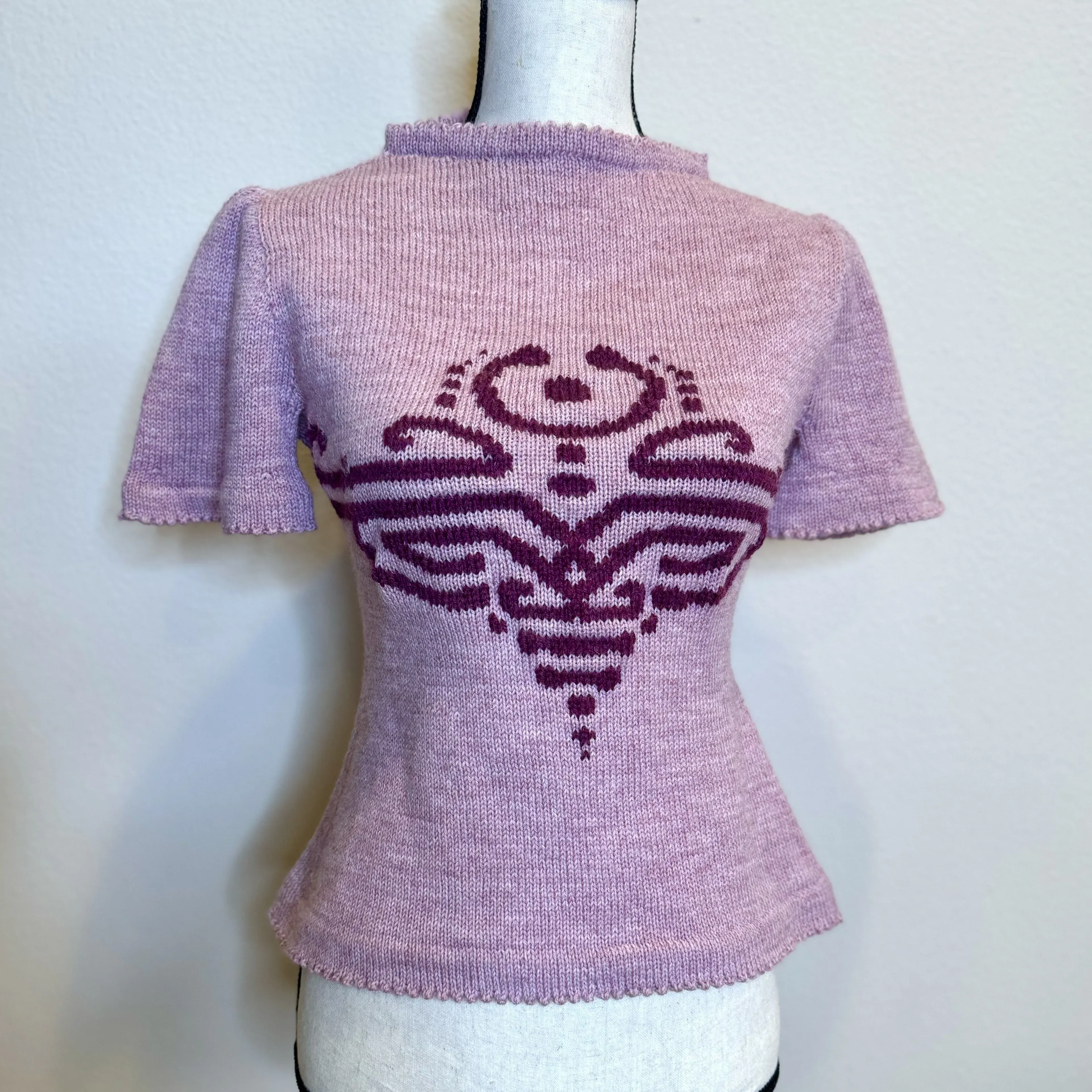 15634-mimi-puffy-sleeve-tee-1.webp