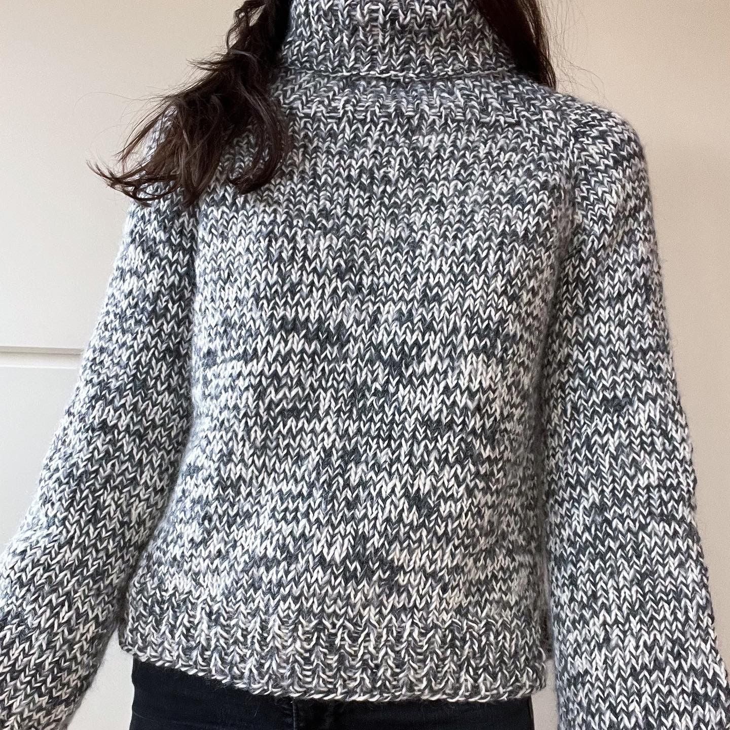 Ronnie - Sweater