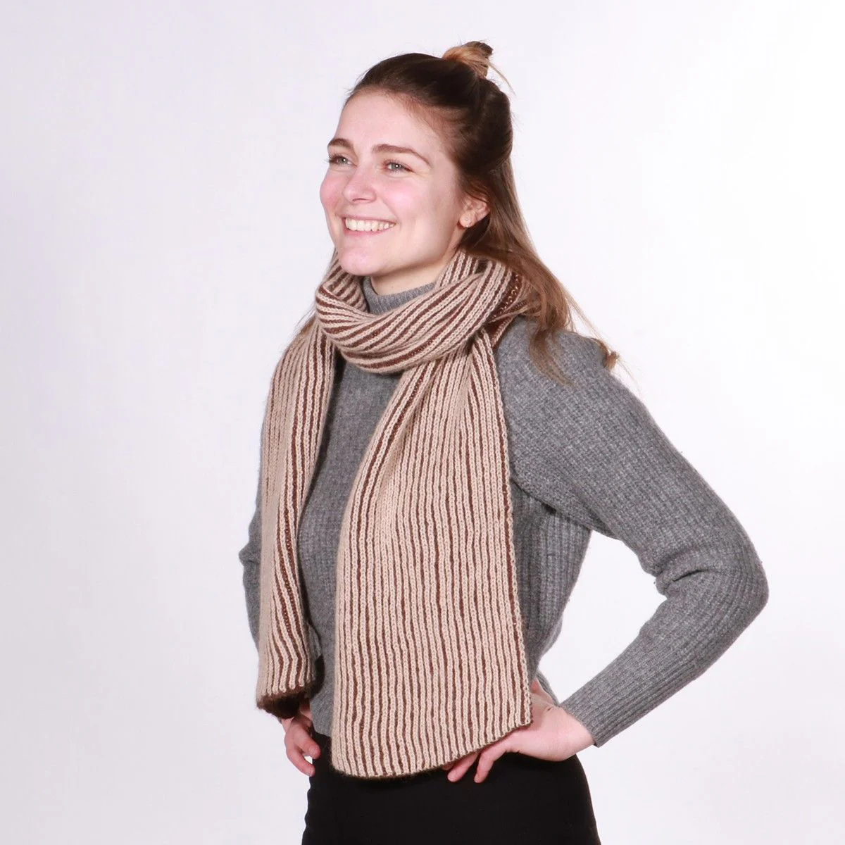 15876-maple-scarf-1.webp