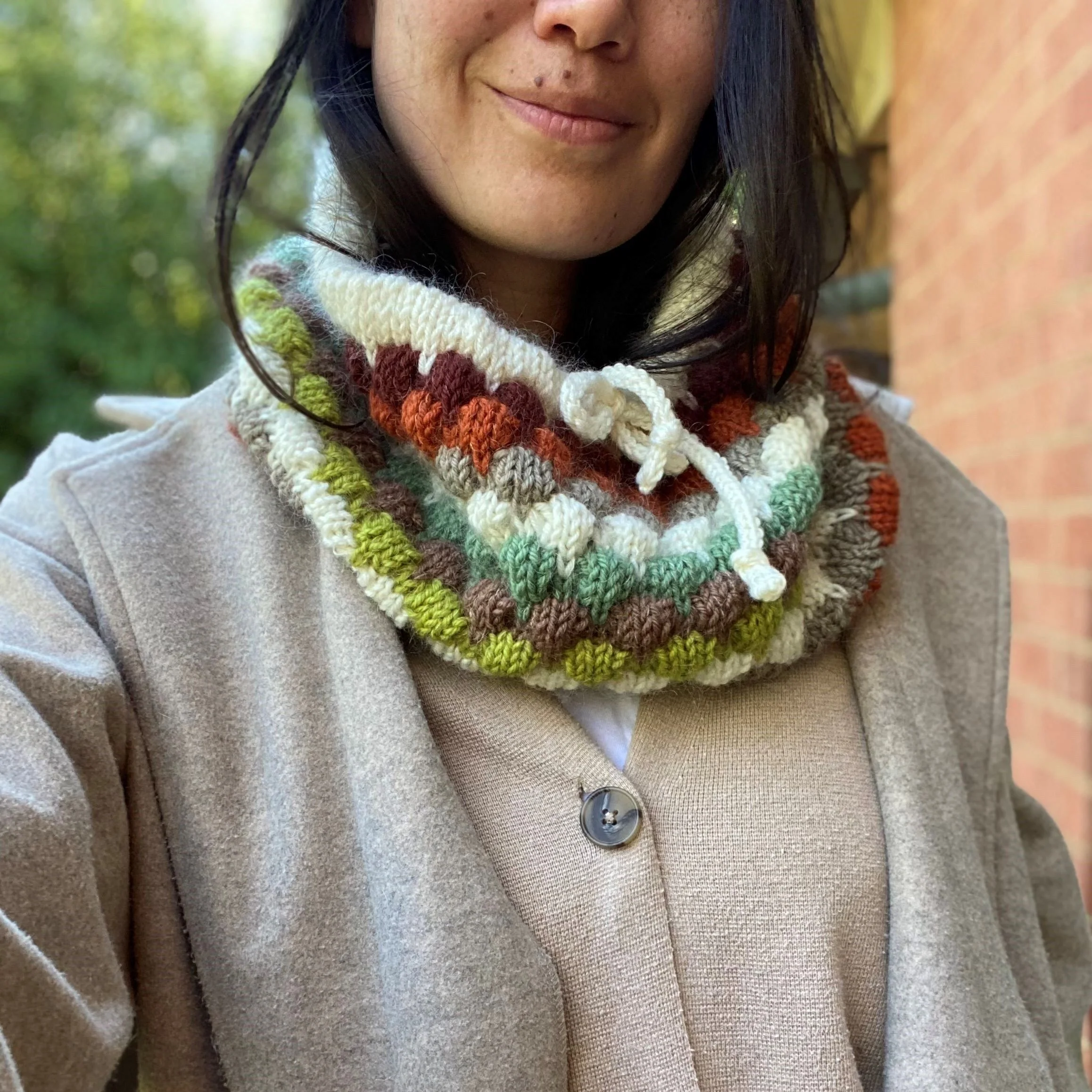 1613-bubble-cup-cowl-neck-warmer-1.webp