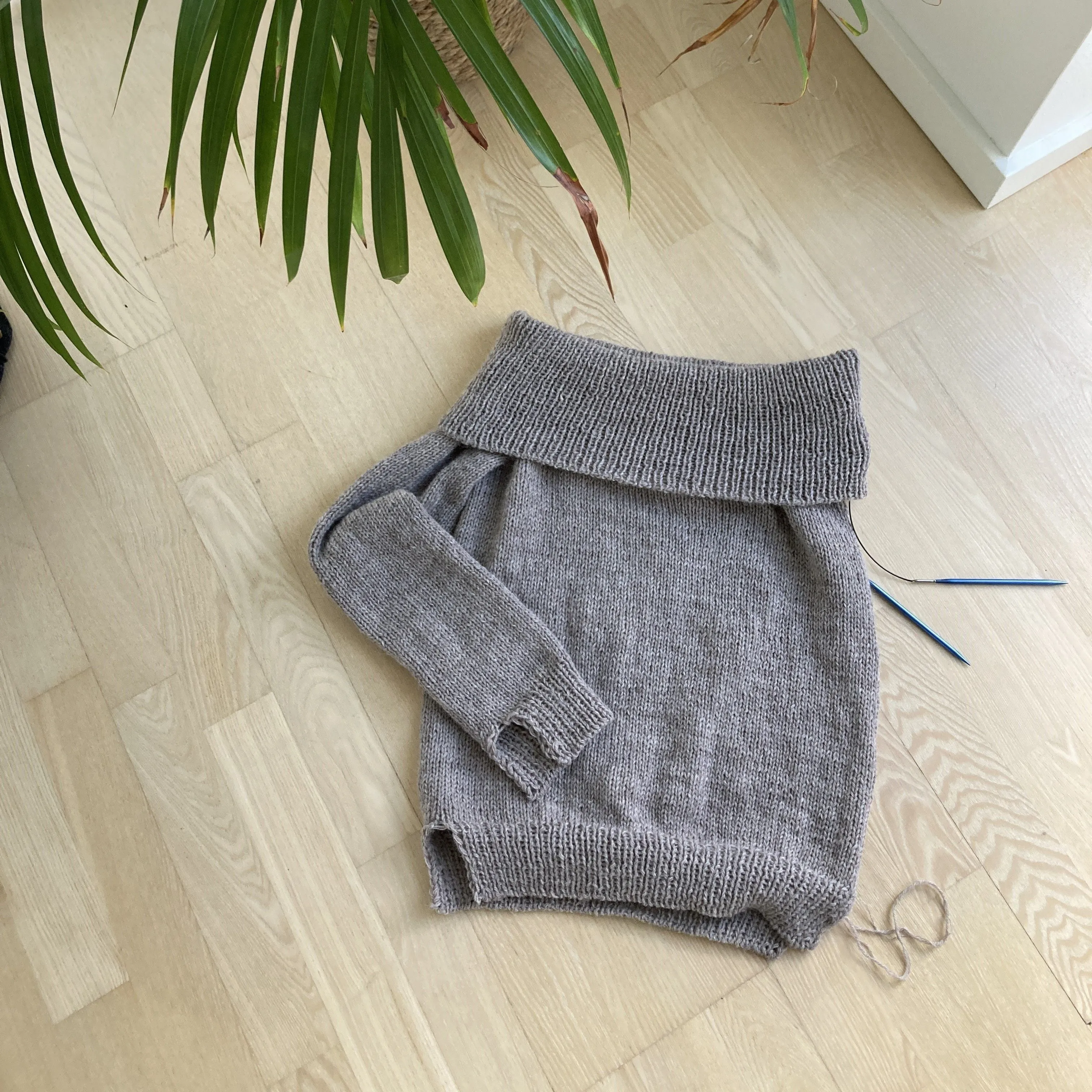 16175-maple-woodland-sweater-1.webp
