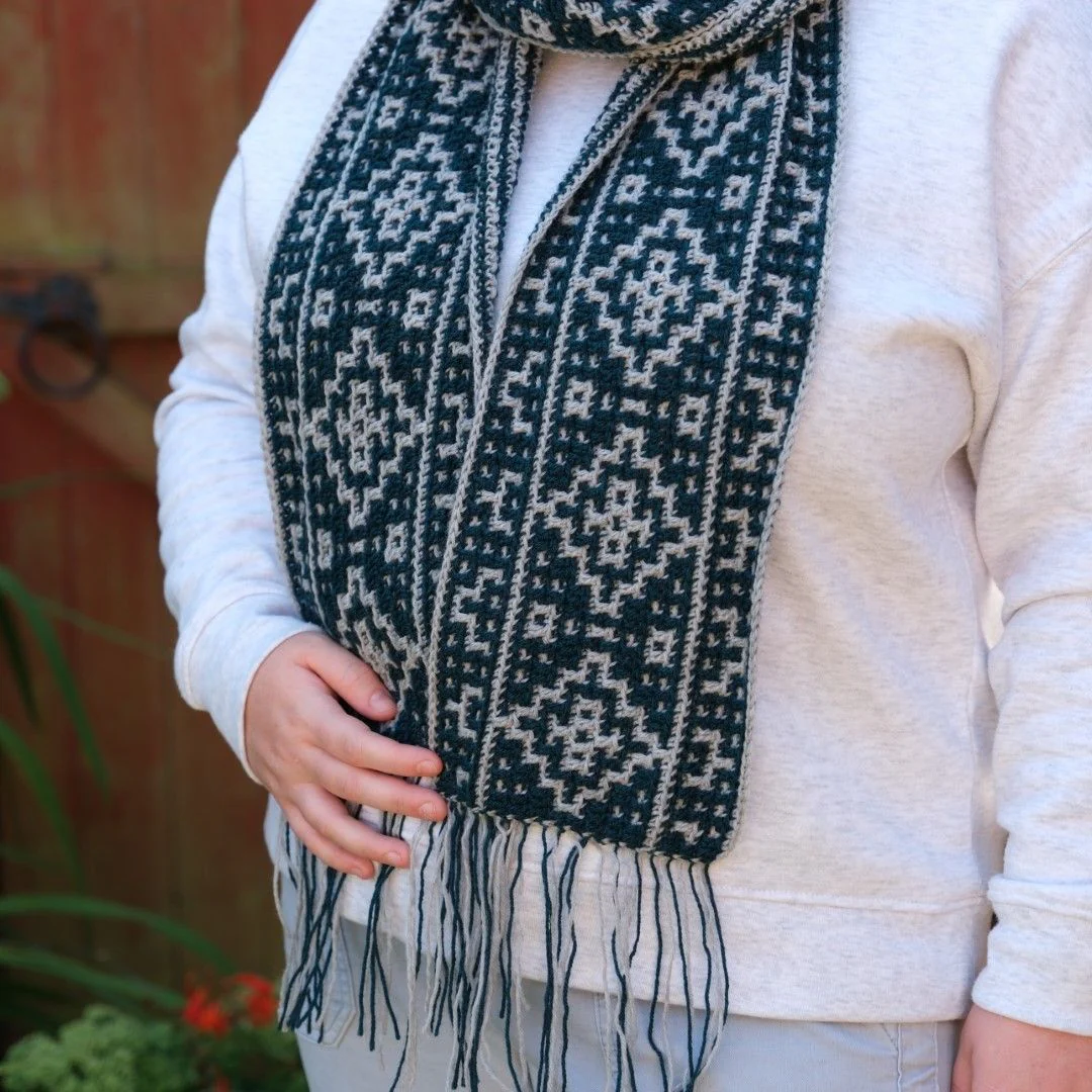 16224-ancient-ruin-scarf-1.webp