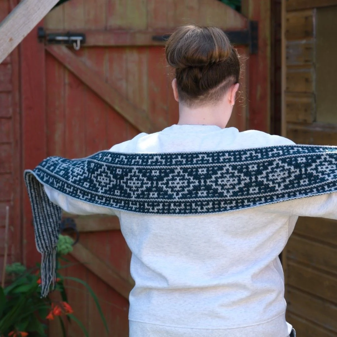 16224-ancient-ruin-scarf-1.webp