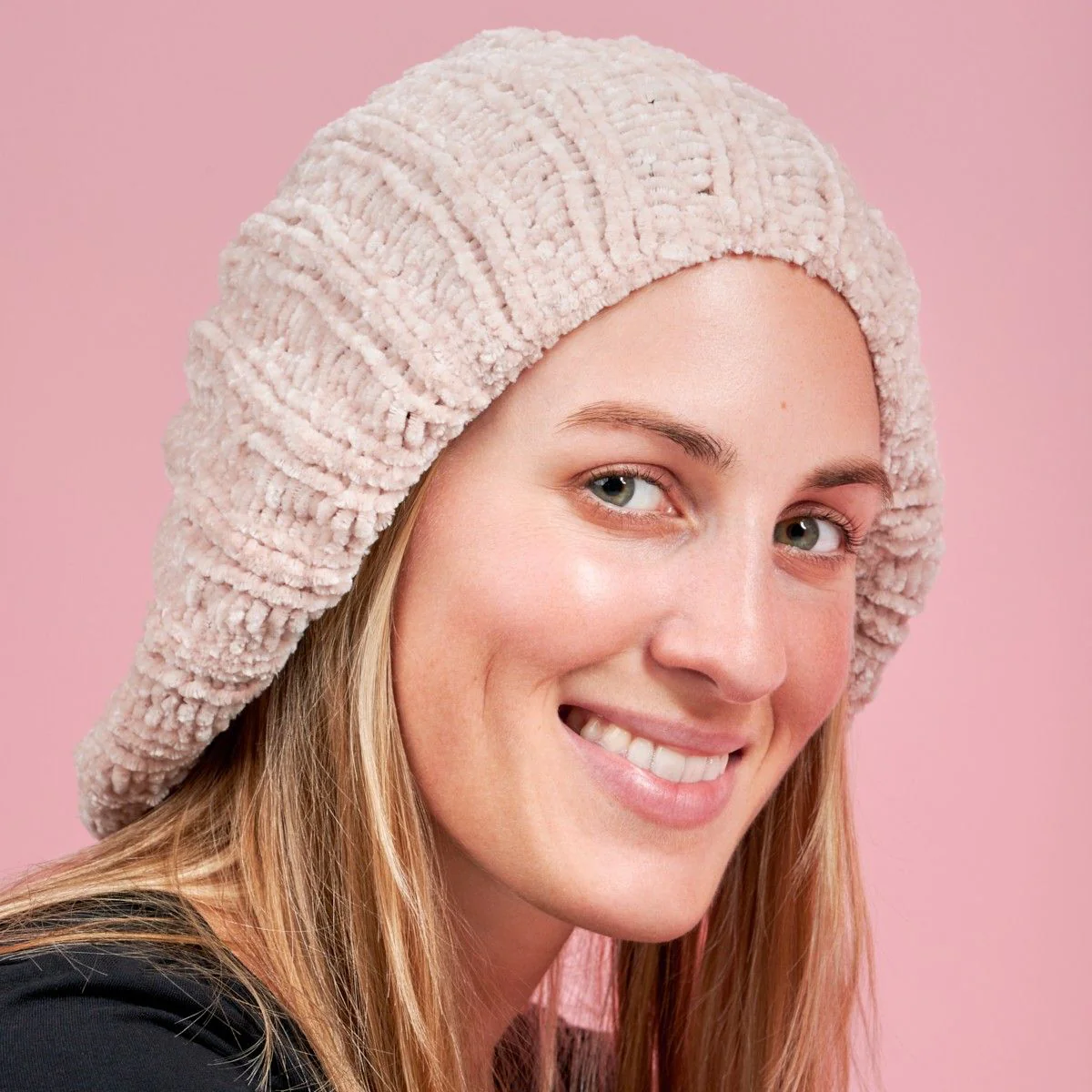 1634-amara-beanie-1.webp