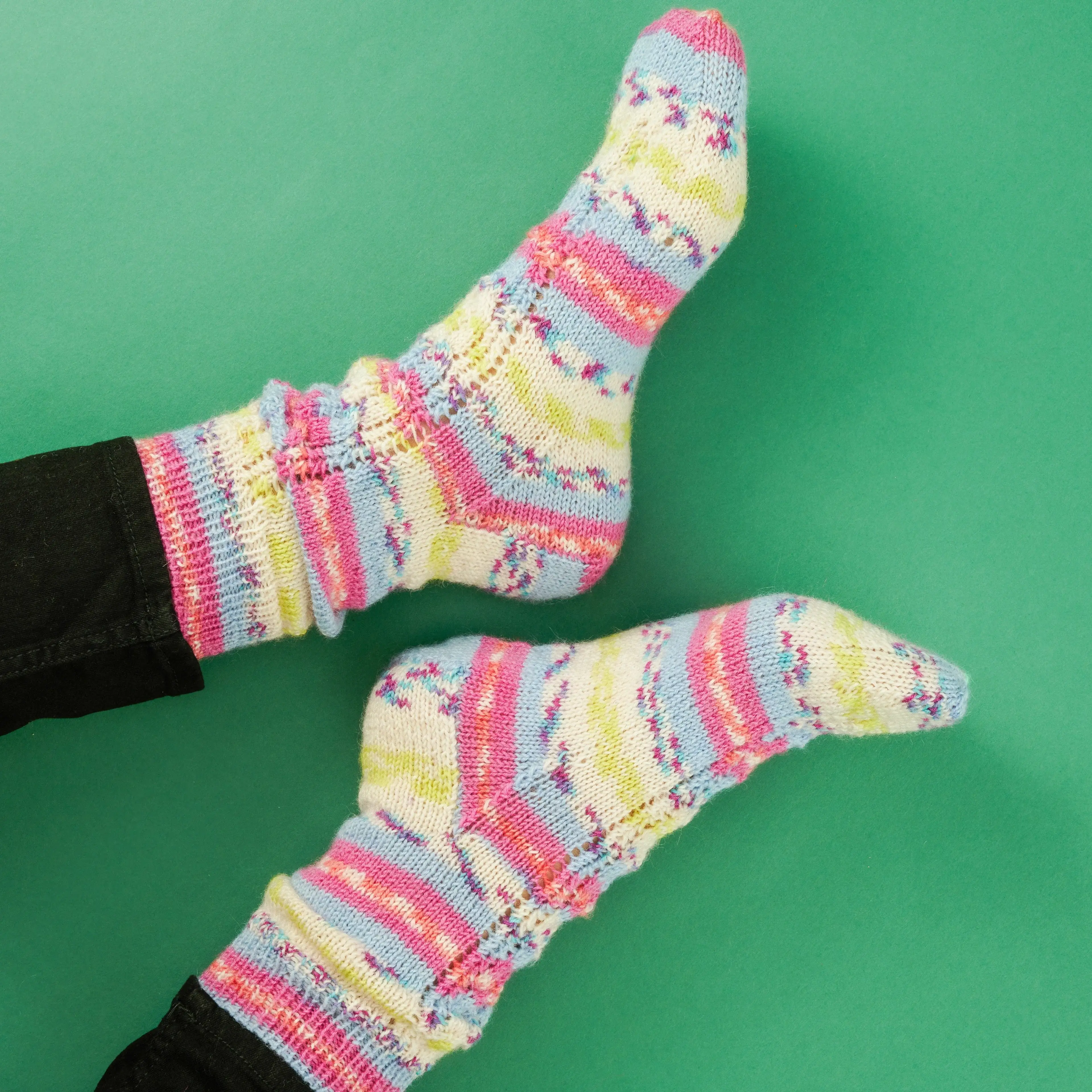 1637-marzipan-socks-1.webp