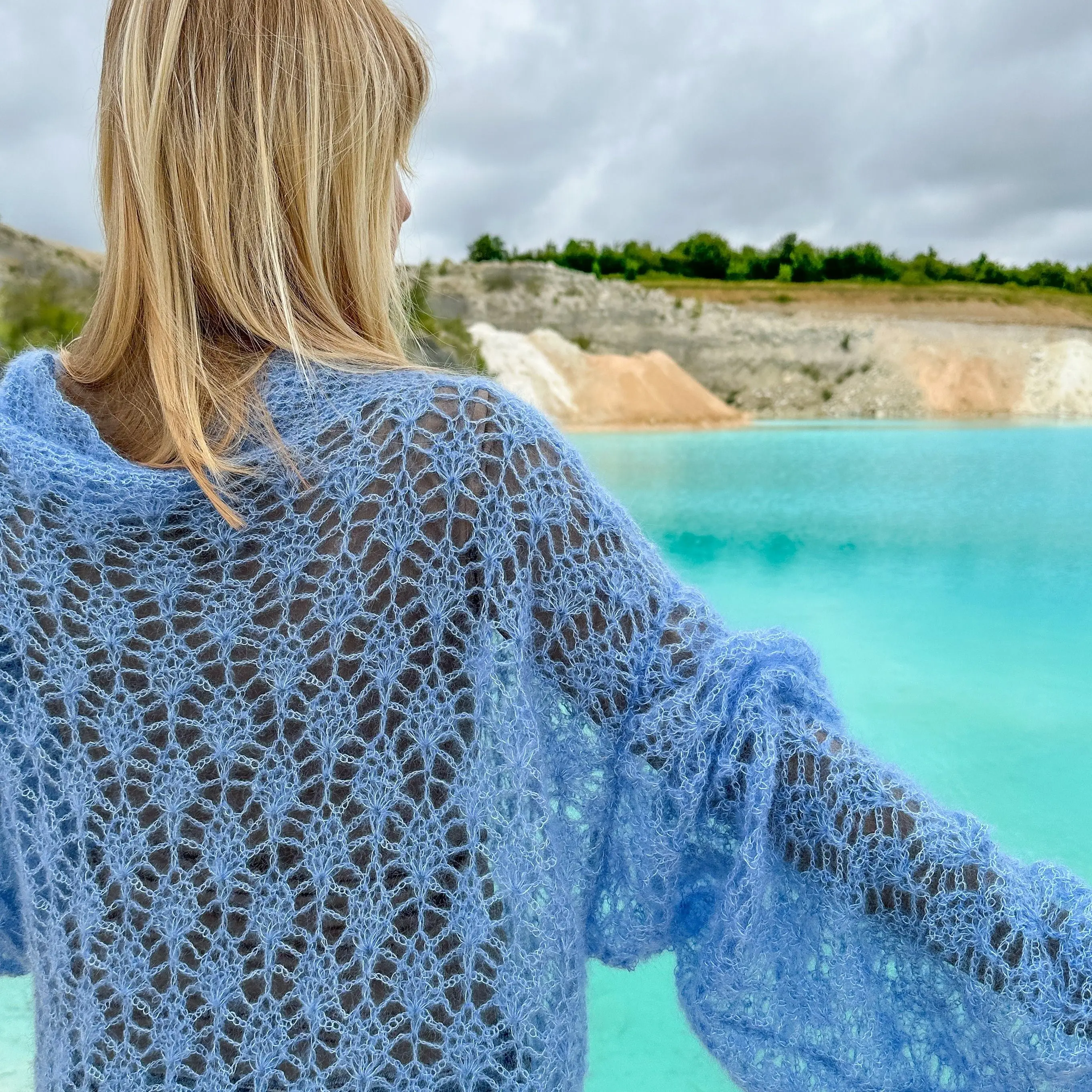 16570-pineapple-feather-sweater-1.webp