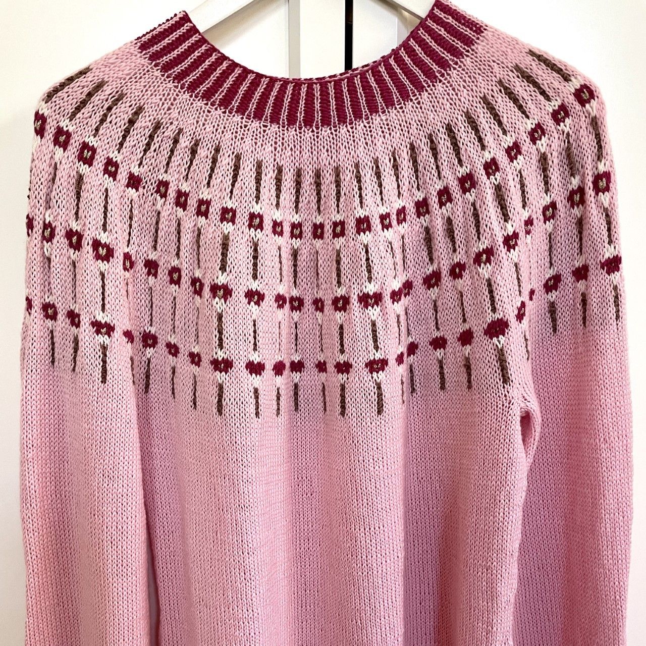 16649-mandelblomst-sweater-1.webp