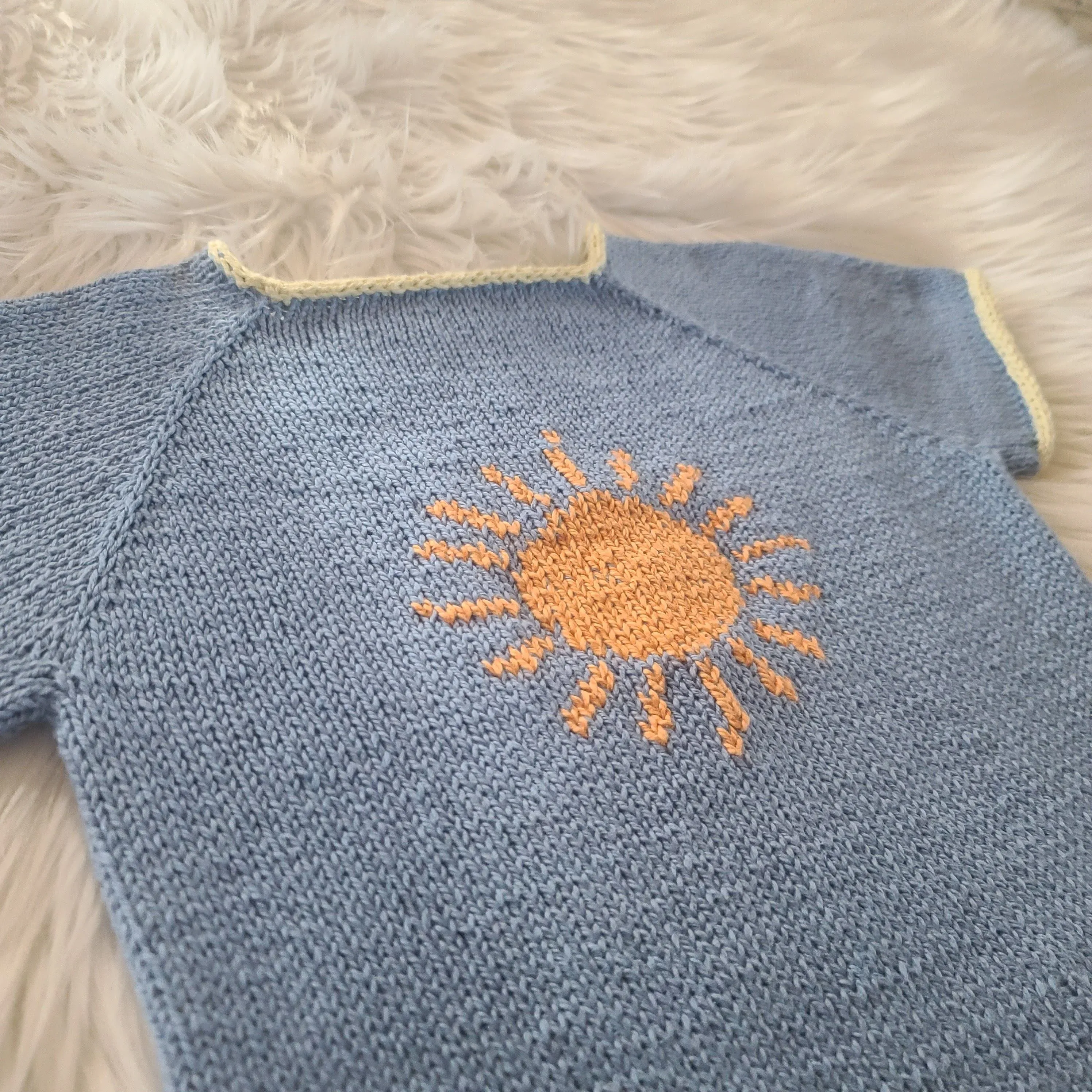 Sunny Days - Childrenâs T-shirt