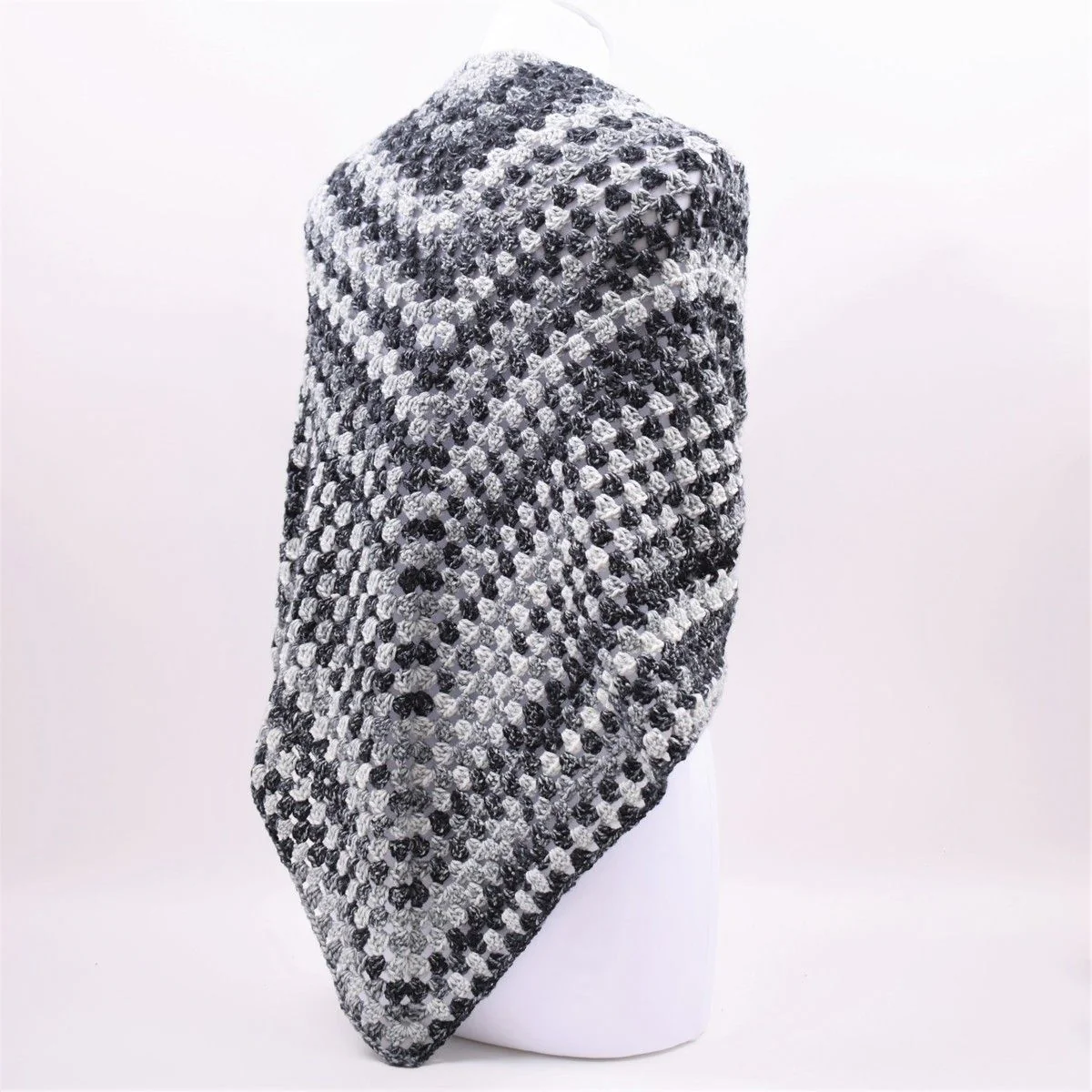 16759-hurricane-granny-shawl-1.webp
