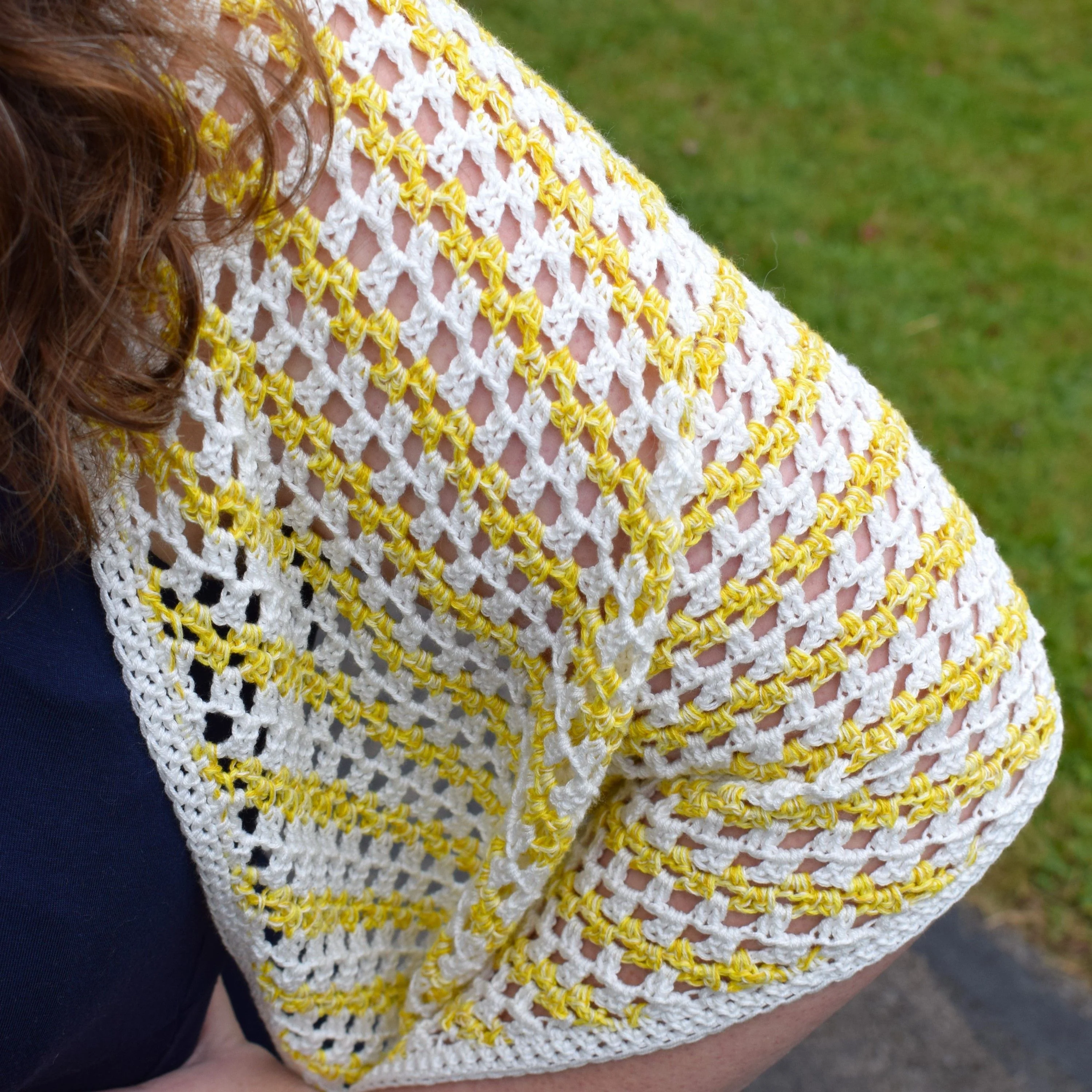 16808-brilliance-shawl-1.webp