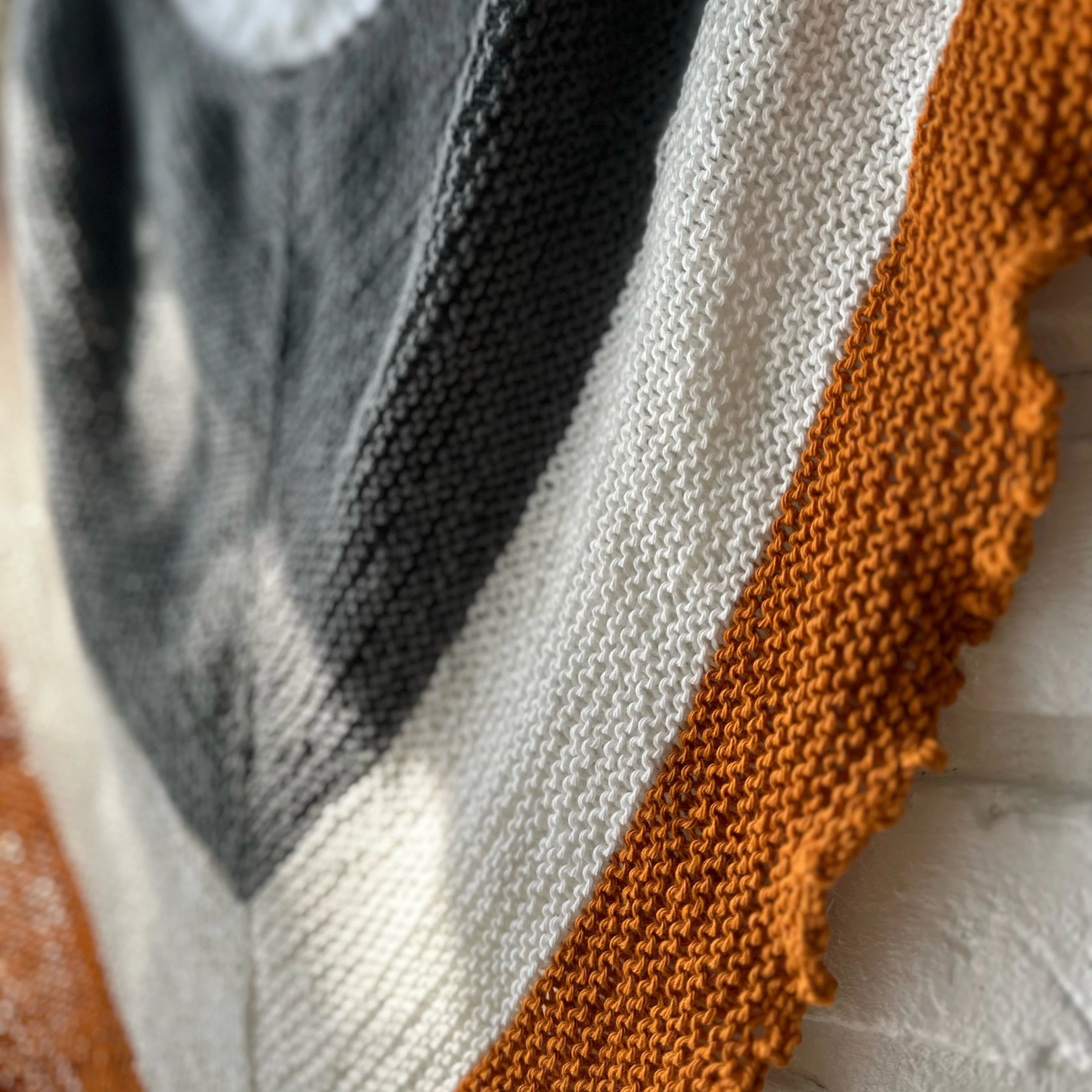 17373-kombu-shawl-1.jpg