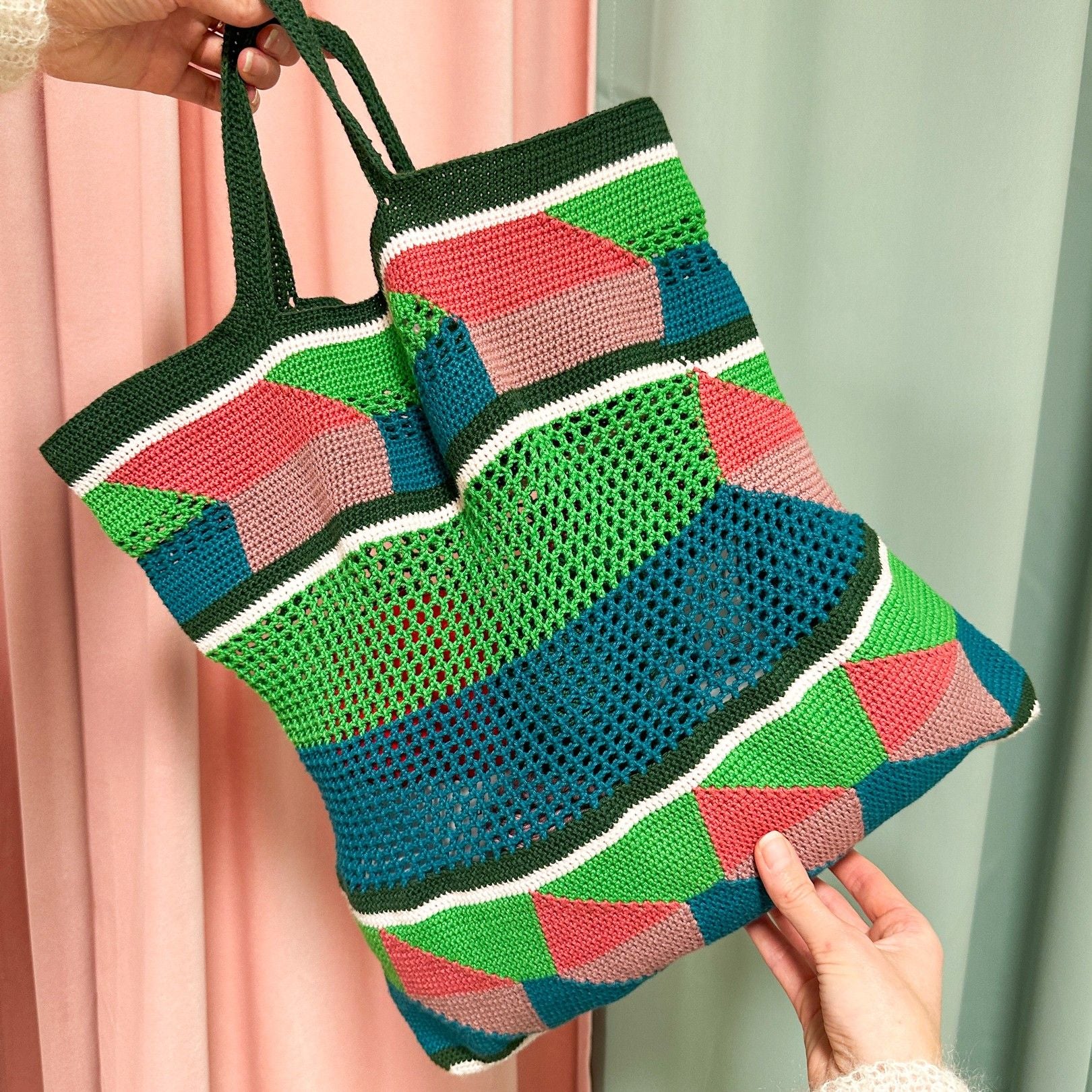 1745-retro-tote-bag-and-pouch-1.webp