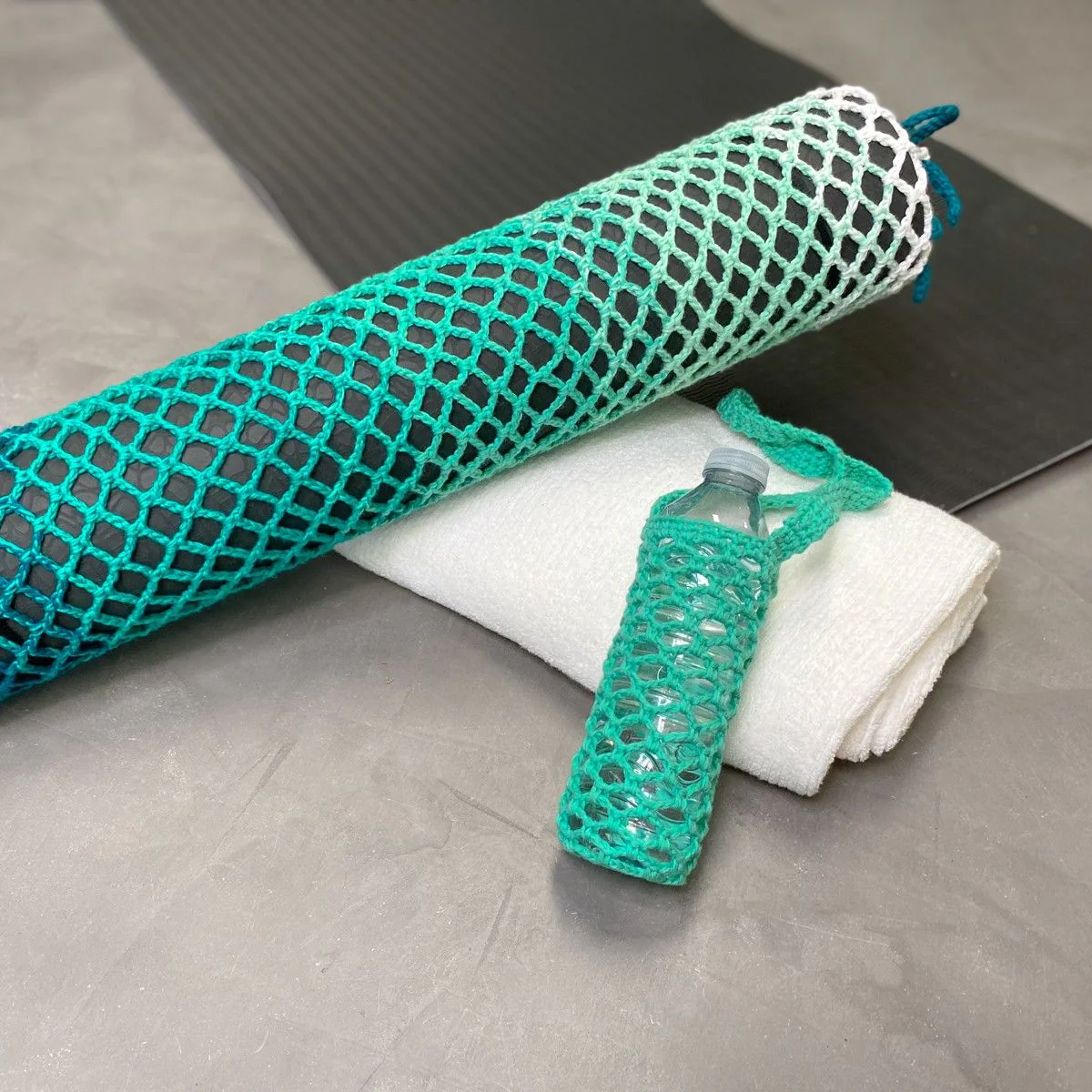 1747-ombre-net-bag-for-yoga-mat-1.webp