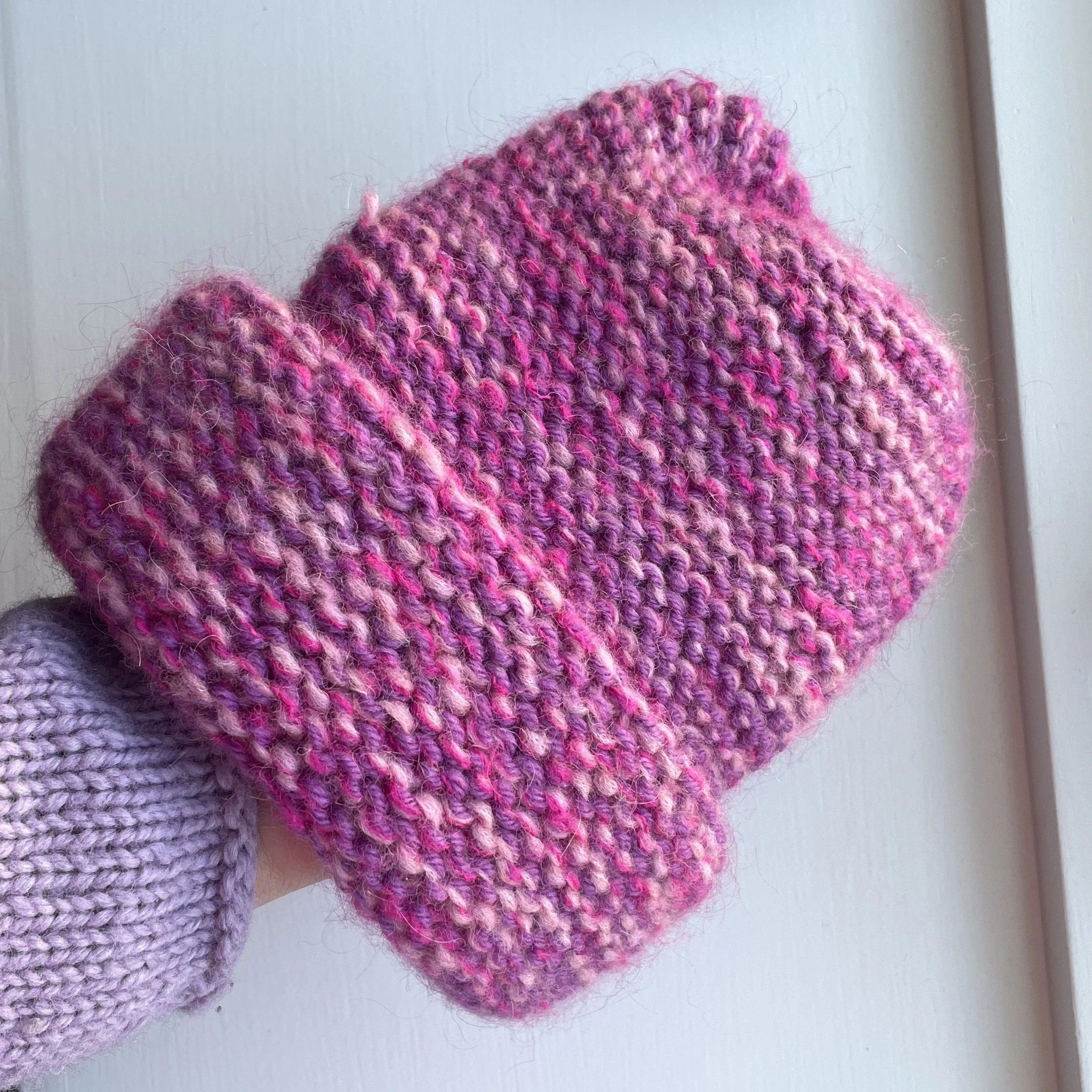 17489-ultra-easy-garter-stitch-beanie-1.webp