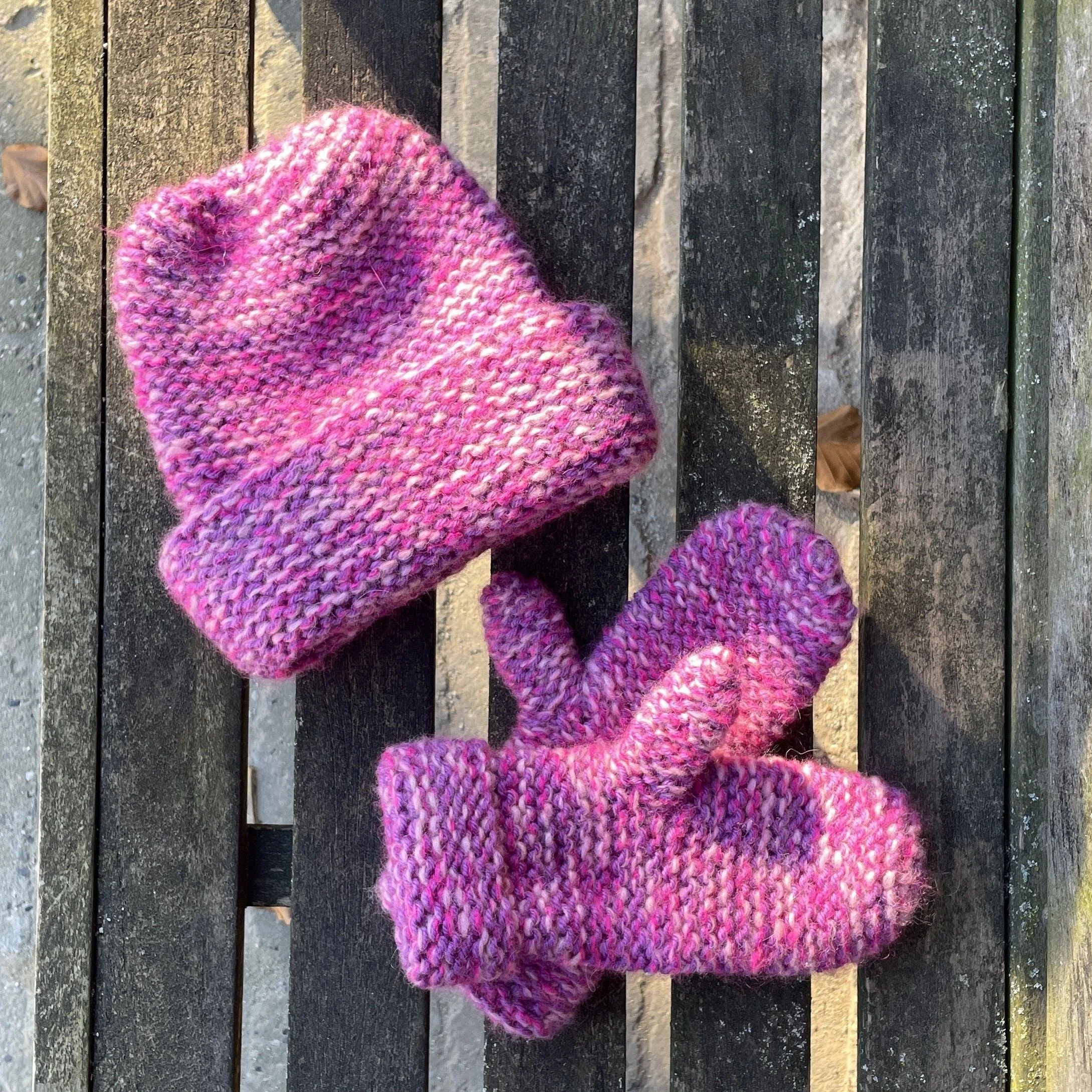17489-ultra-easy-garter-stitch-beanie-1.webp