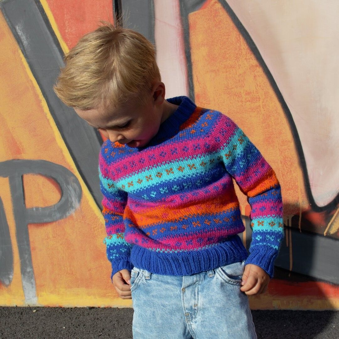 17863-124-02-handball-sweater-1.jpg