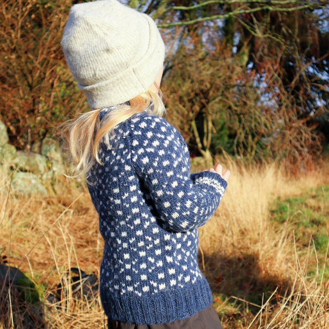 17952-463-15-islender-children-s-jumper-1.webp