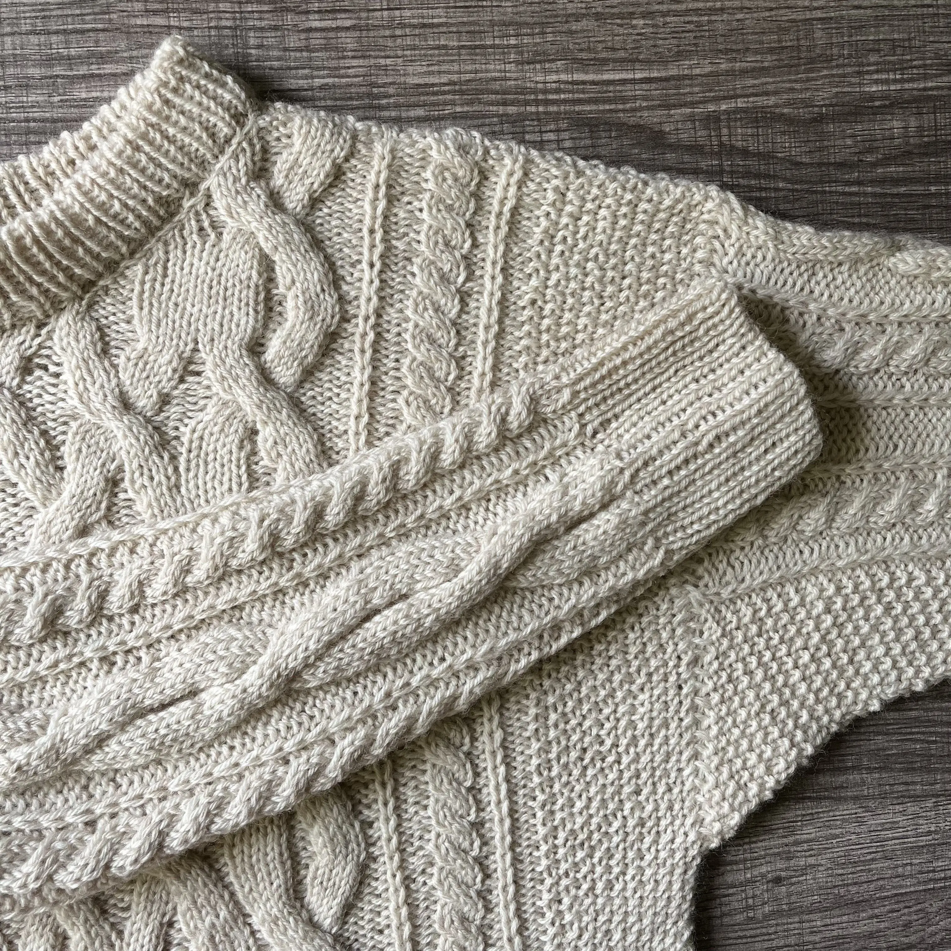 18052-snow-and-pine-sweater-1.webp