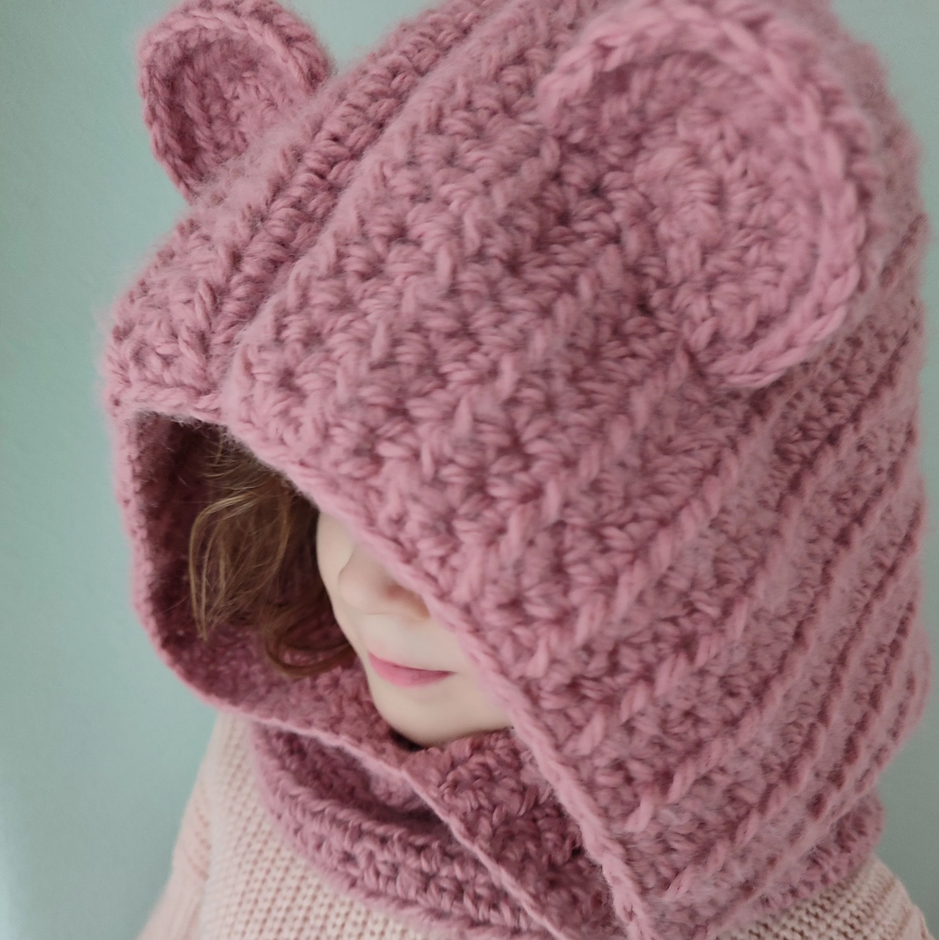 Bear - Hooded Cowl