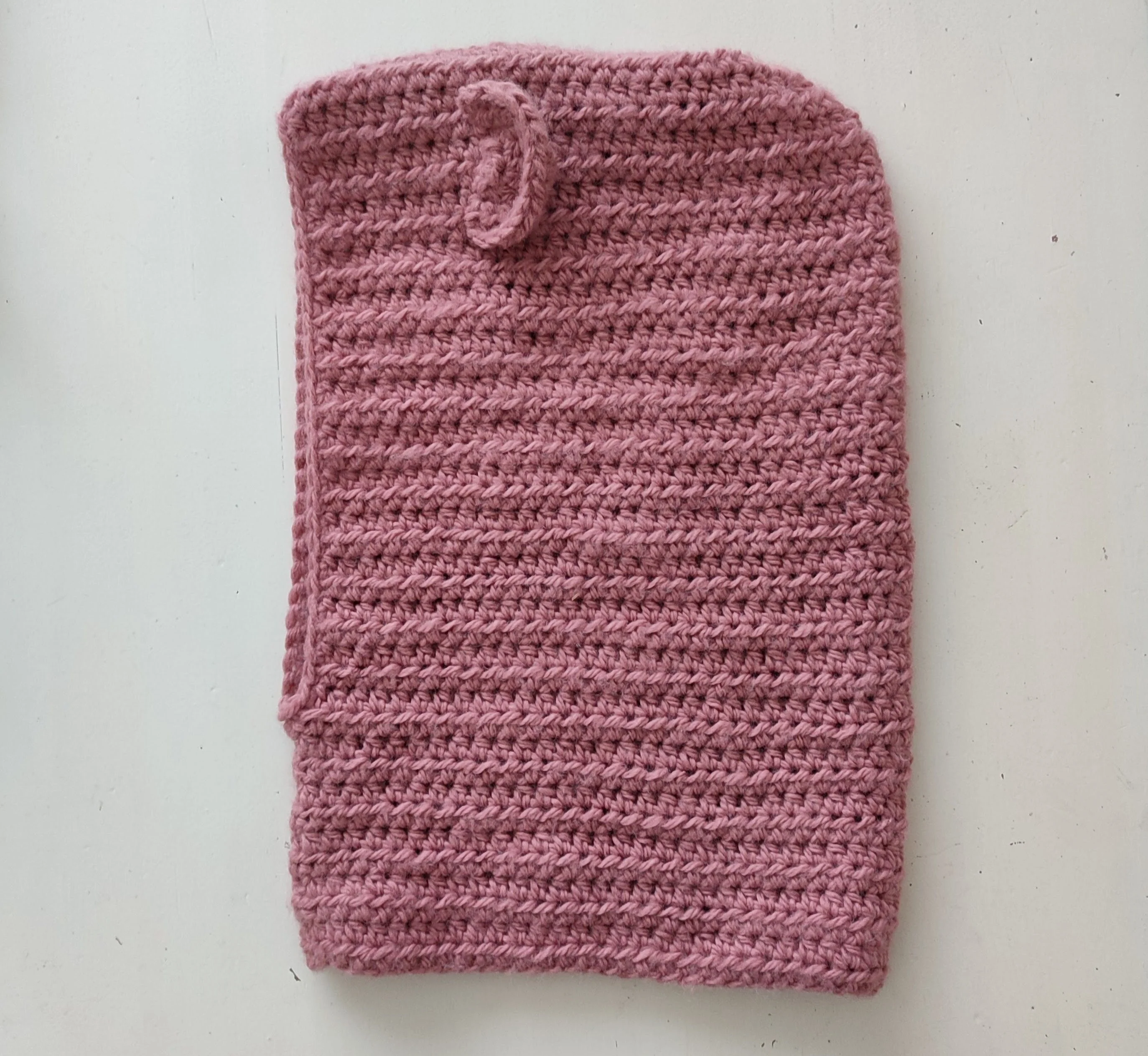 18314-bear-hooded-cowl-1.webp