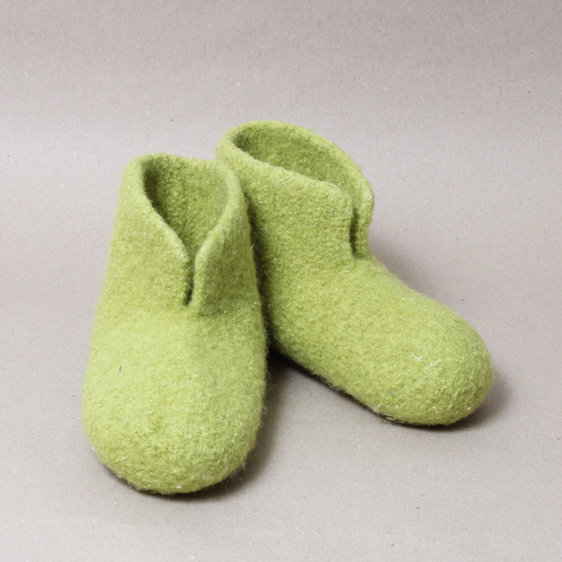 18336-chip-knitted-children-s-slippers-1.webp