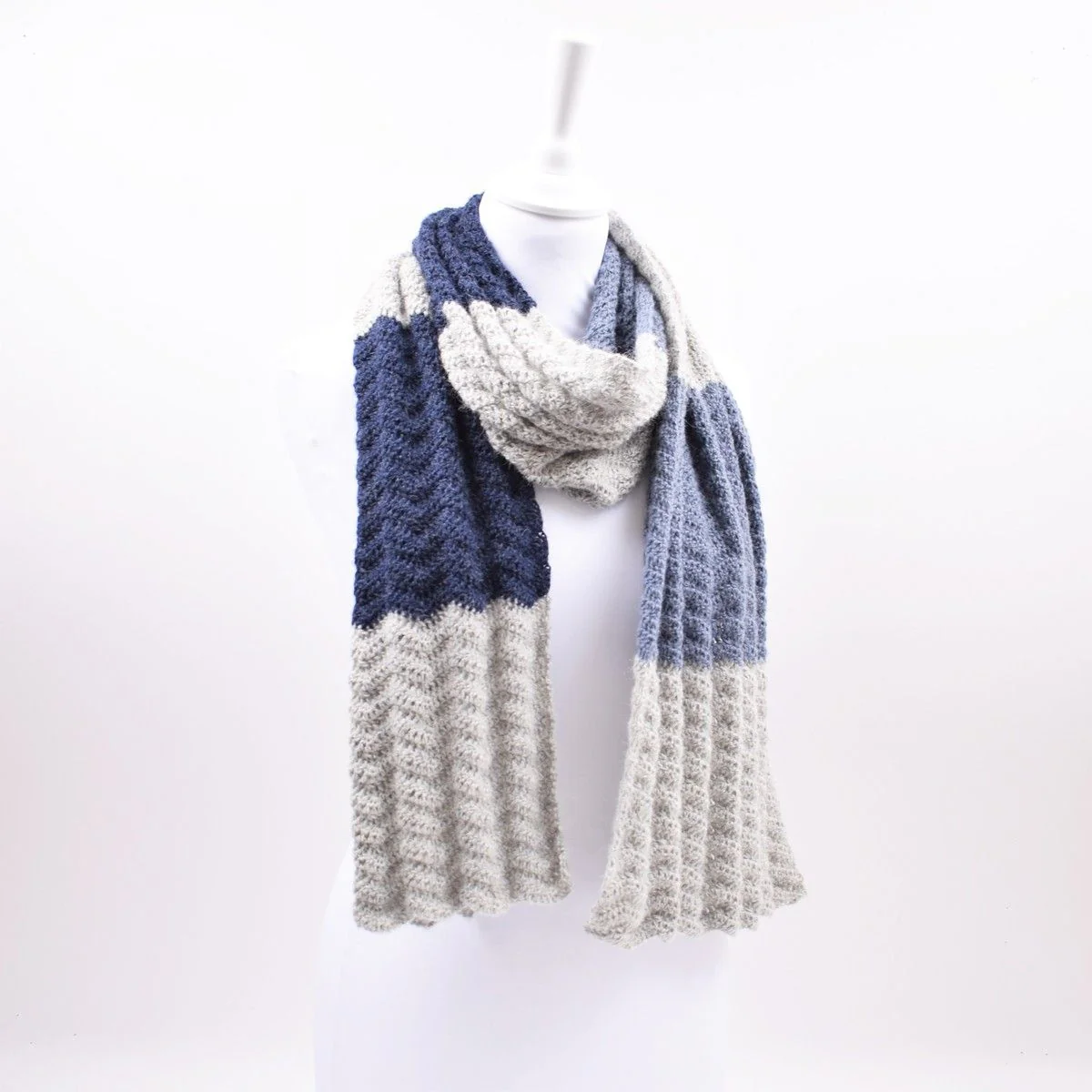 18534-alpaca-waves-scarf-1.webp