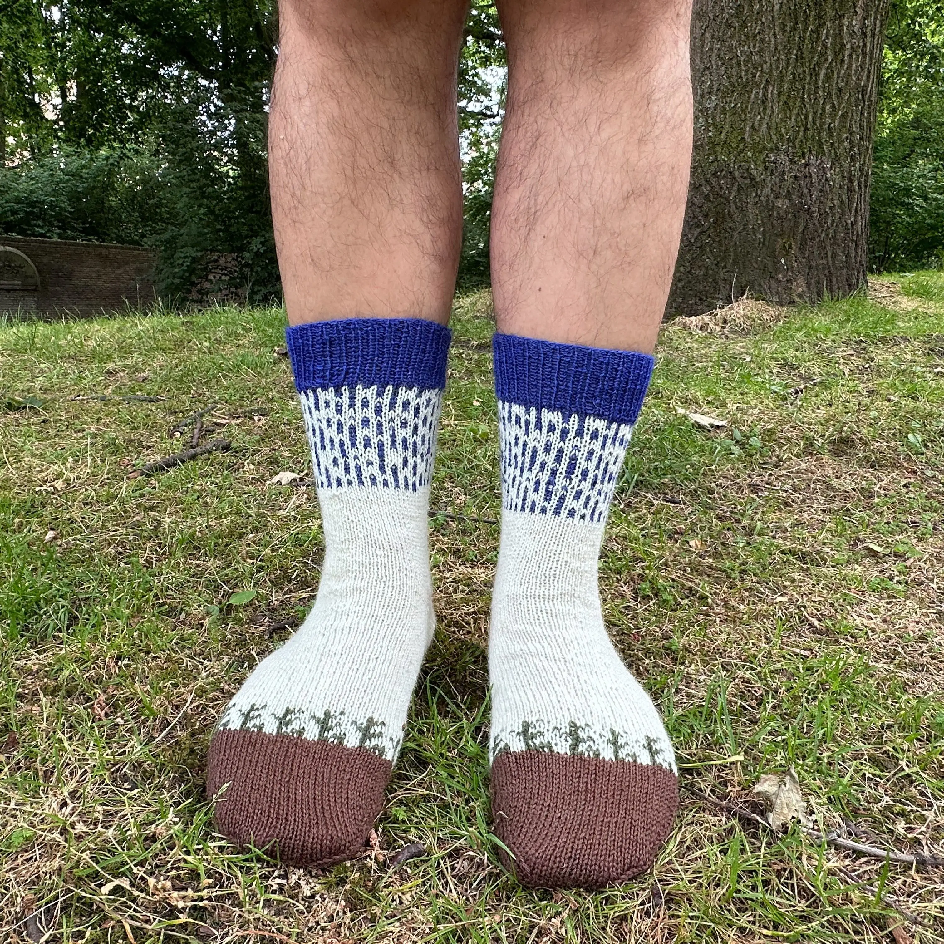 18643-rain-drop-socks-1.webp