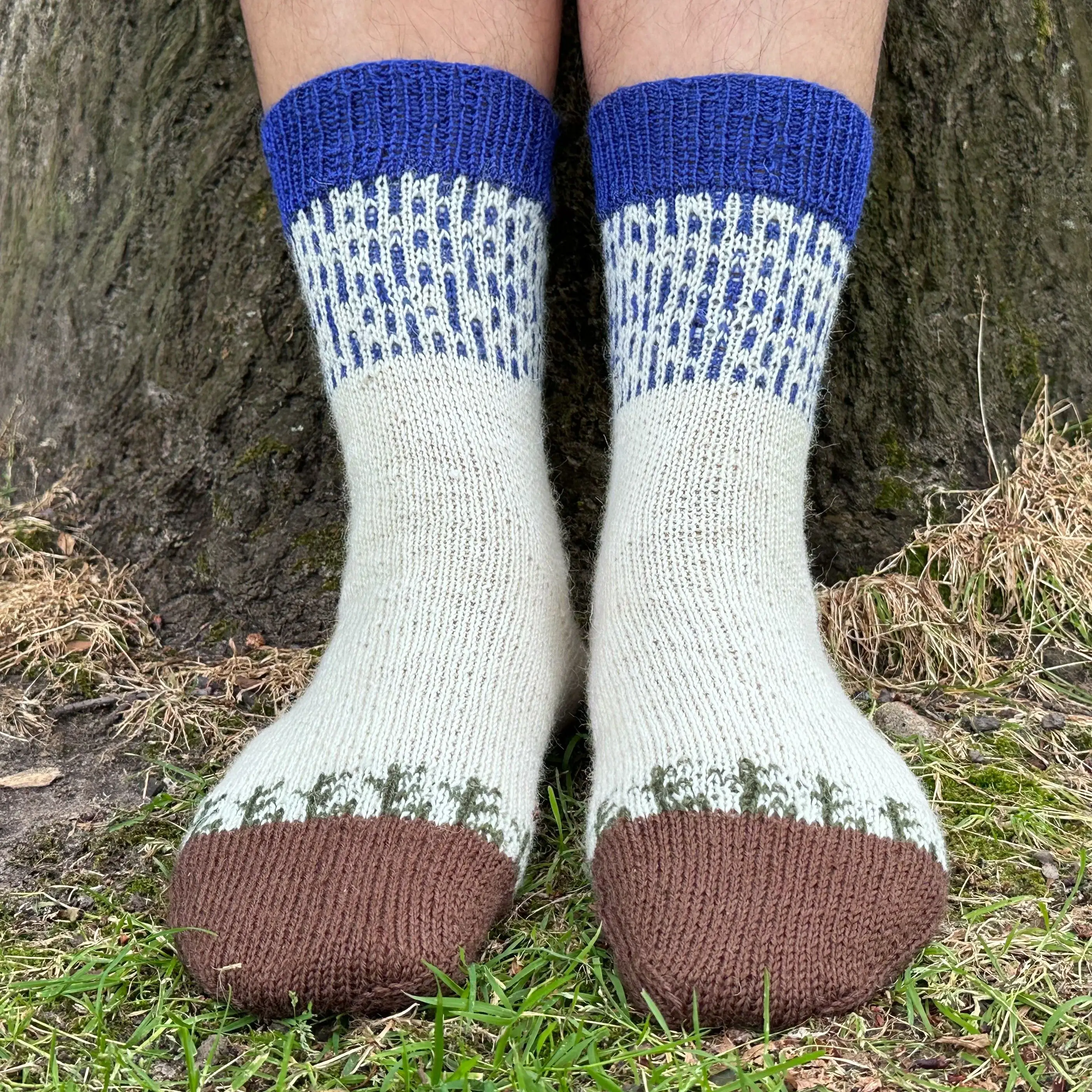 18643-rain-drop-socks-1.webp