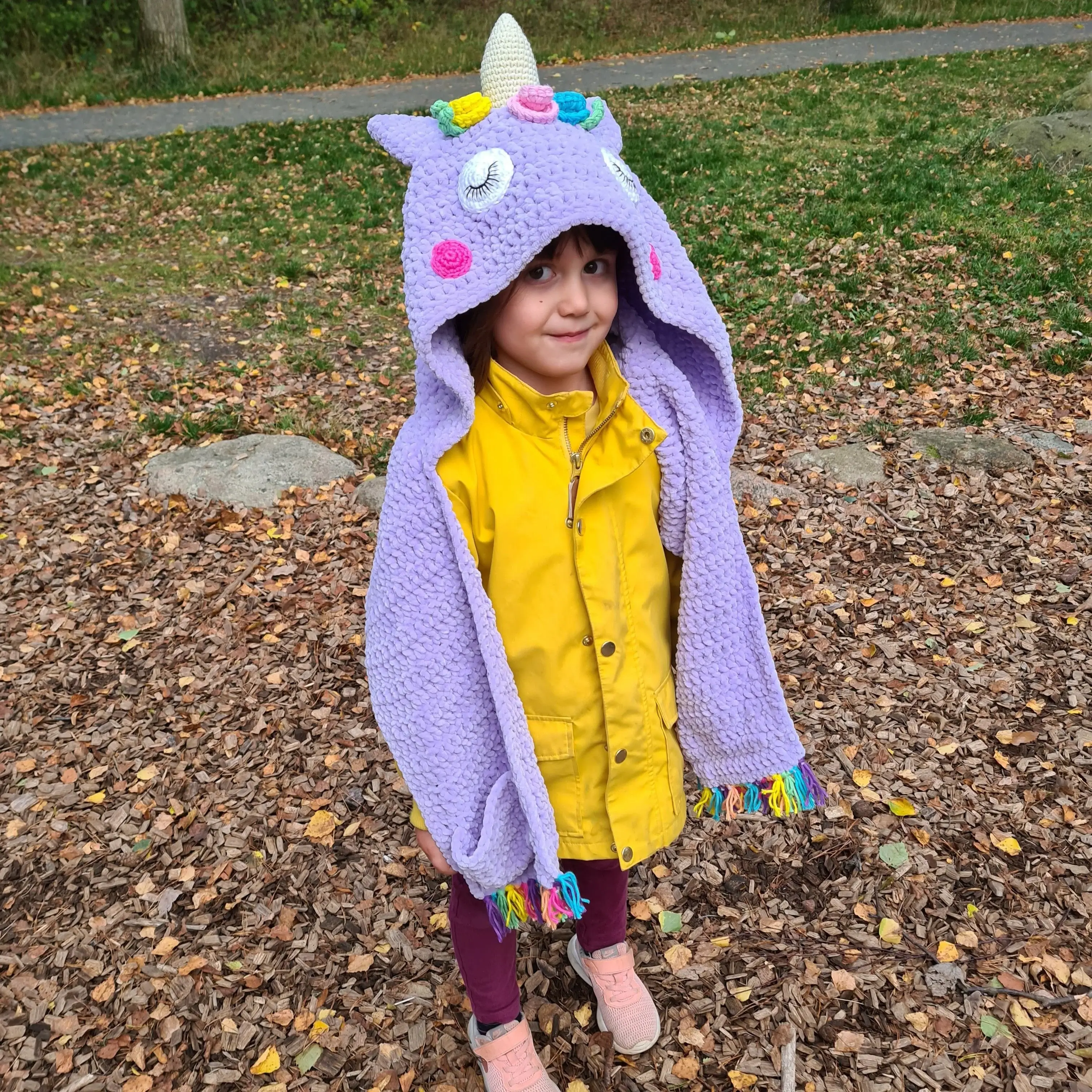 18794-unicorn-scarf-1.webp