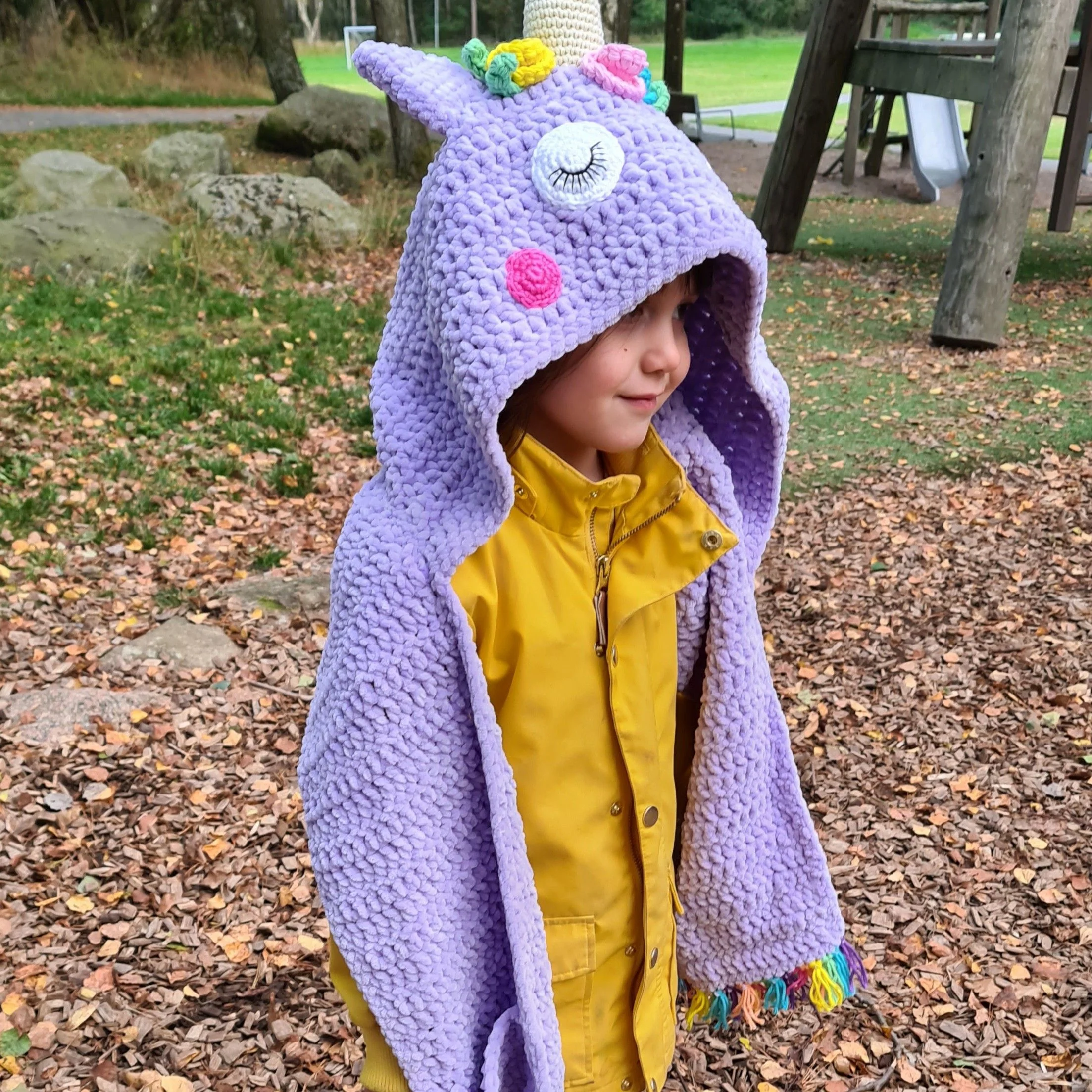 18794-unicorn-scarf-1.webp