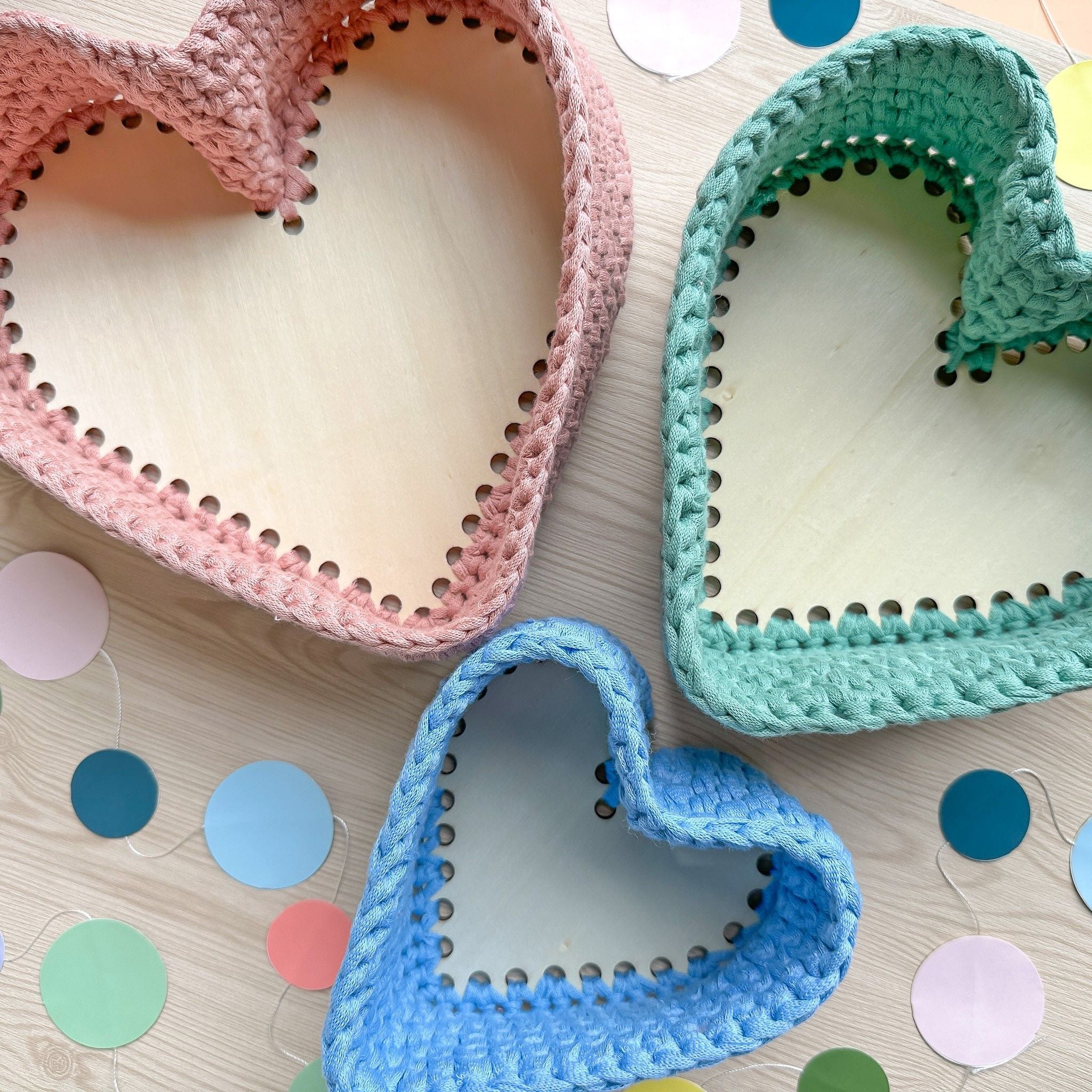 1886-basket-bottom-heartshape-1.webp