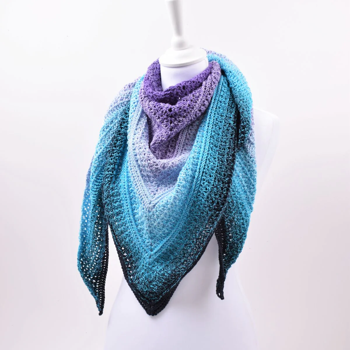 18971-timeless-shawl-twister-1.webp
