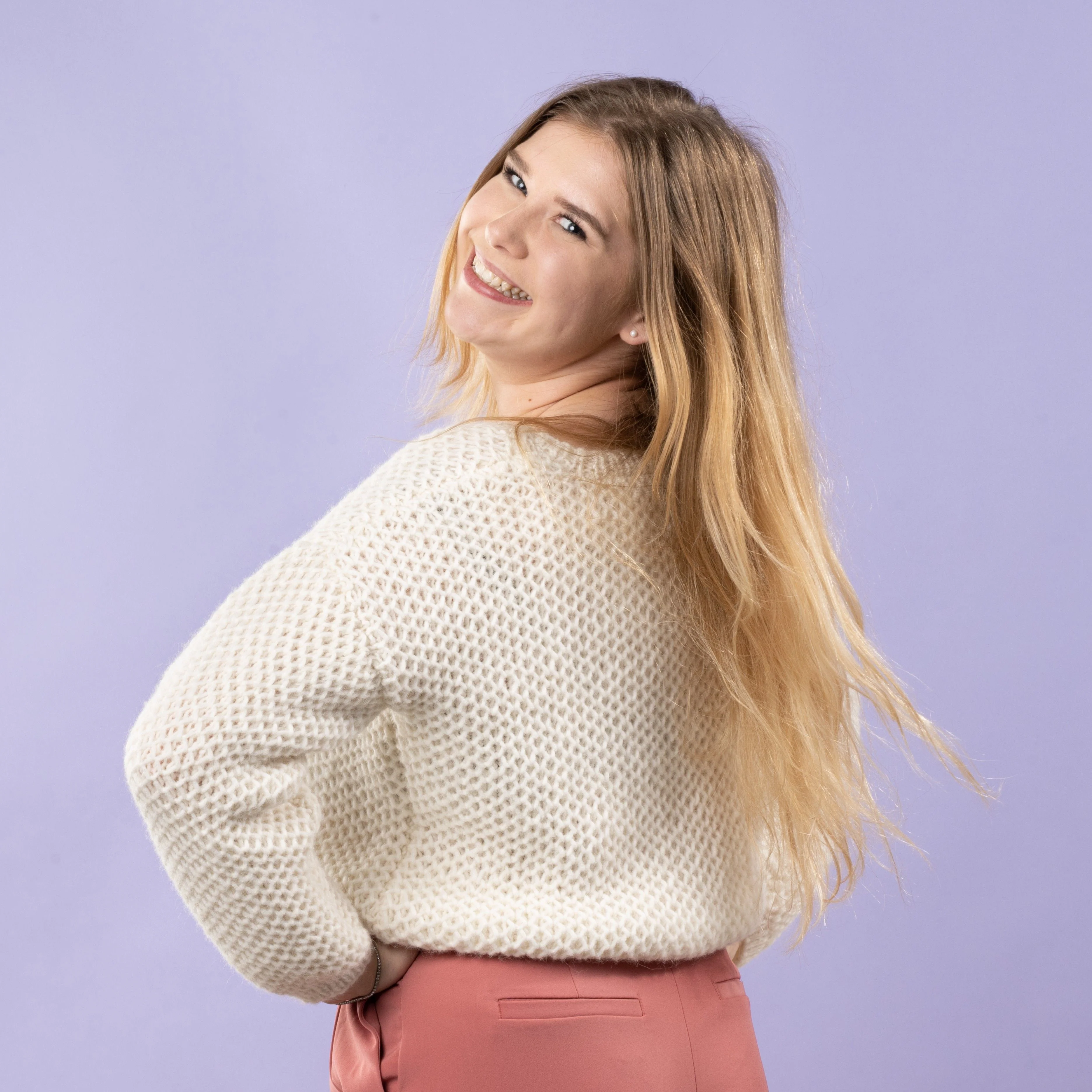 19008-sif-sweater-in-honeycomb-brioche-stitch-1.webp