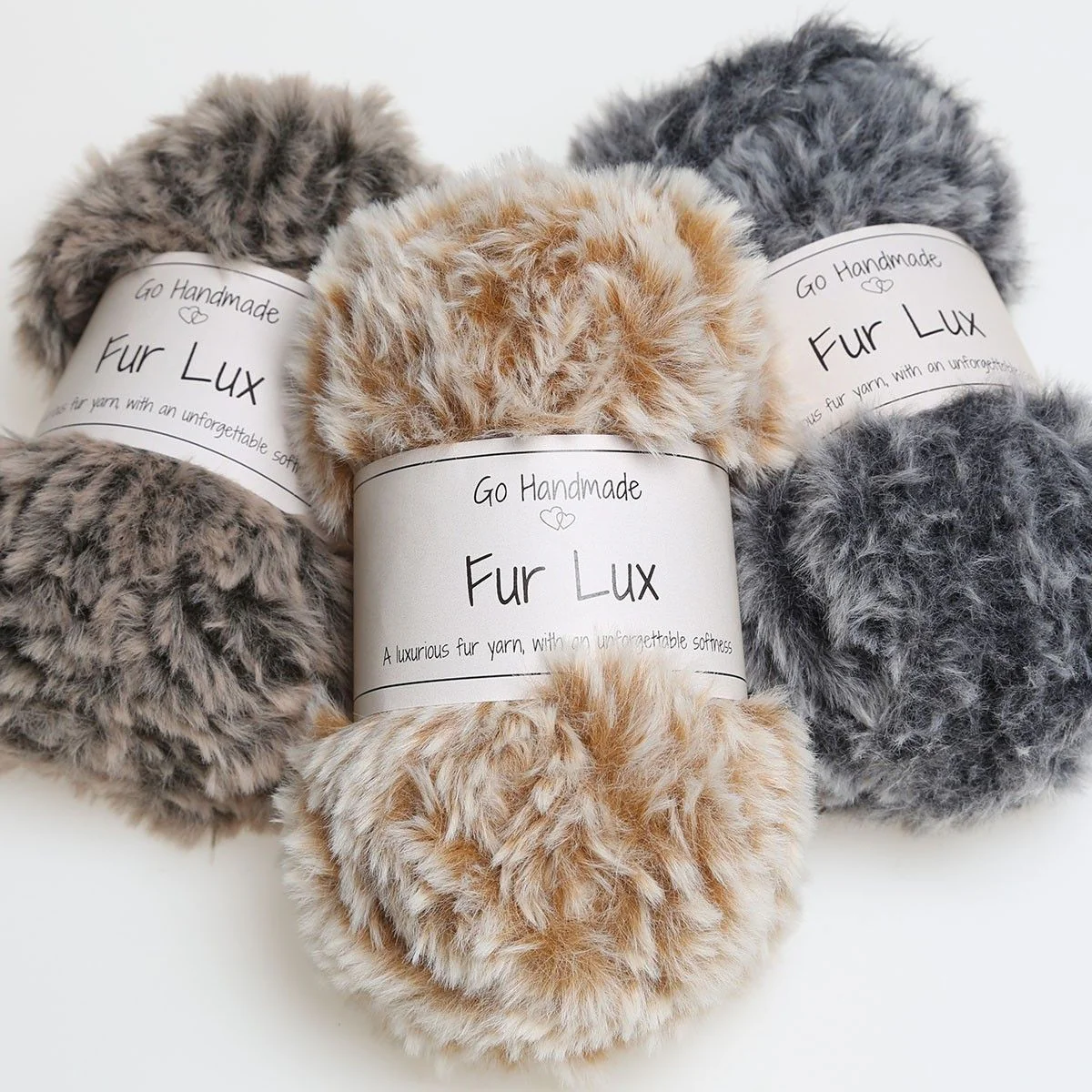 19399-granny-shawl-fur-lux-1.webp