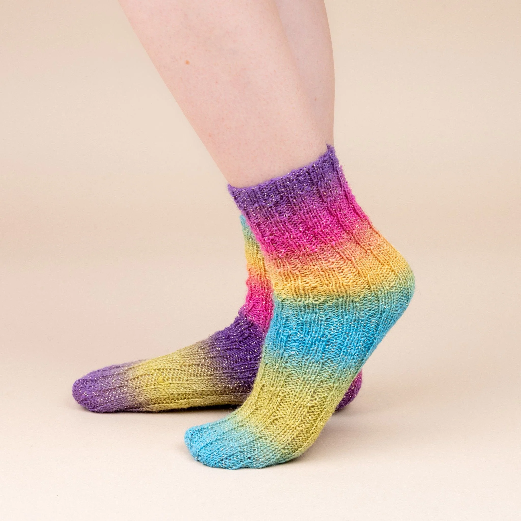 19510-universe-twist-socks-for-children-and-adults-1.webp