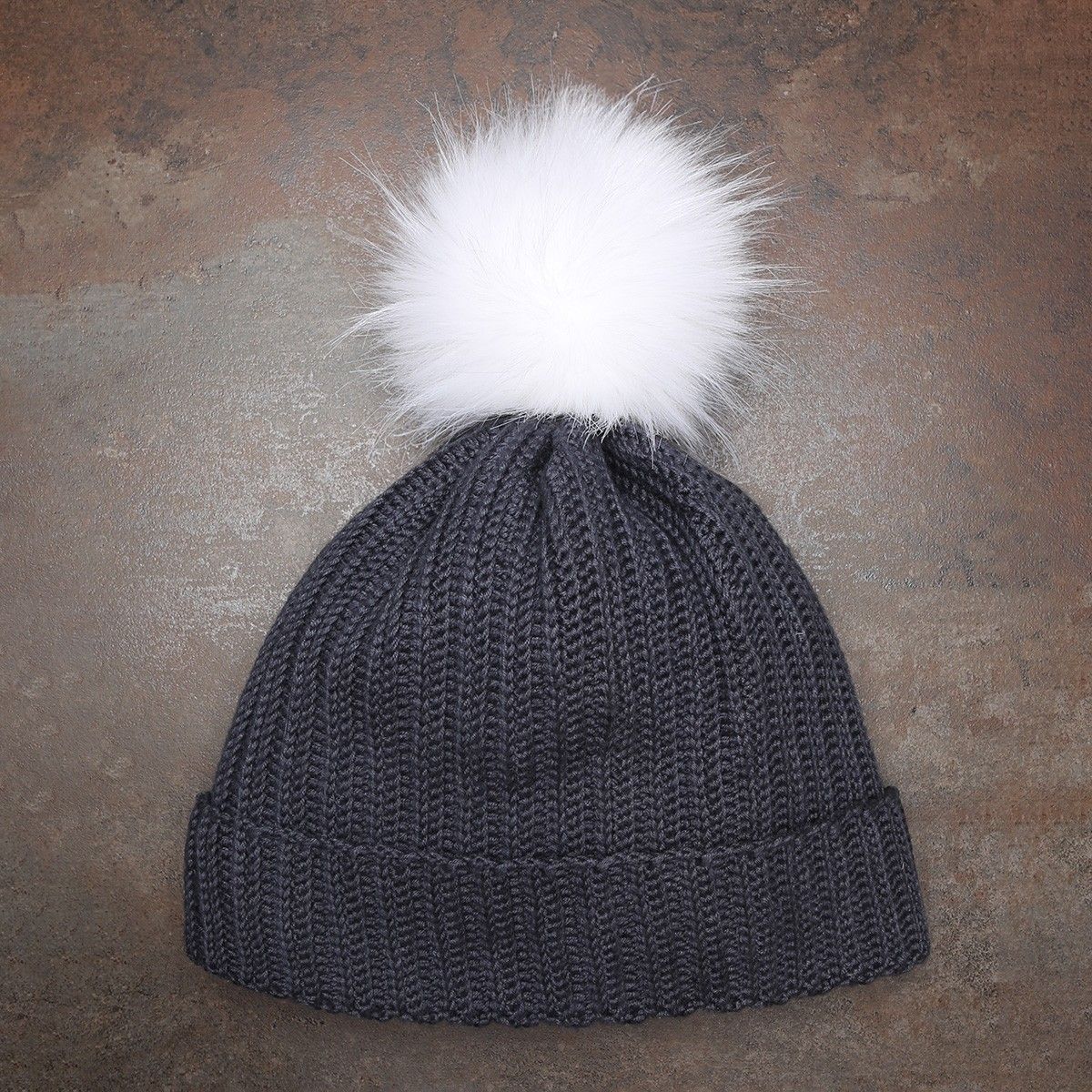 1965-pom-pom-white-1.webp