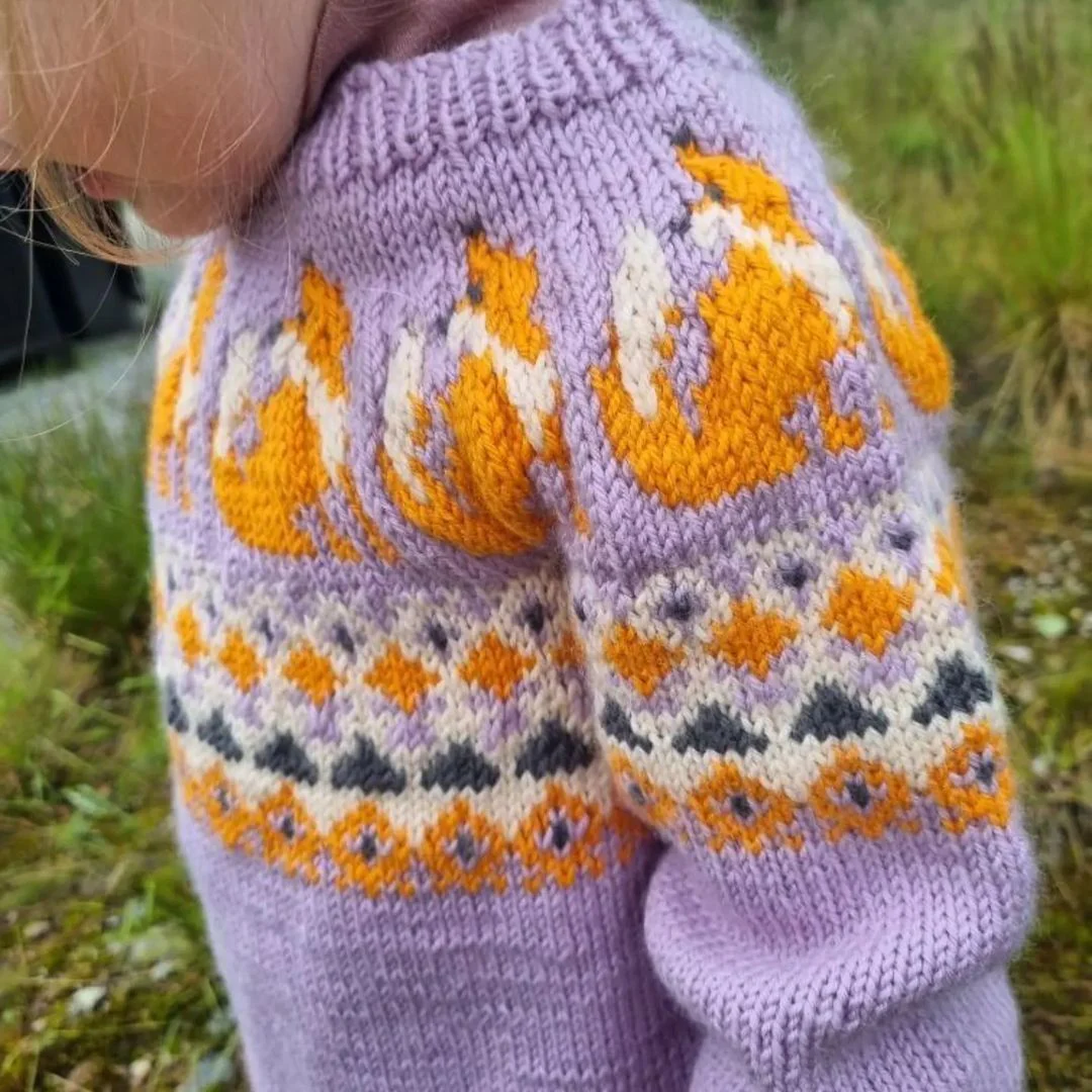 19696-happy-fox-children-s-sweater-1.webp