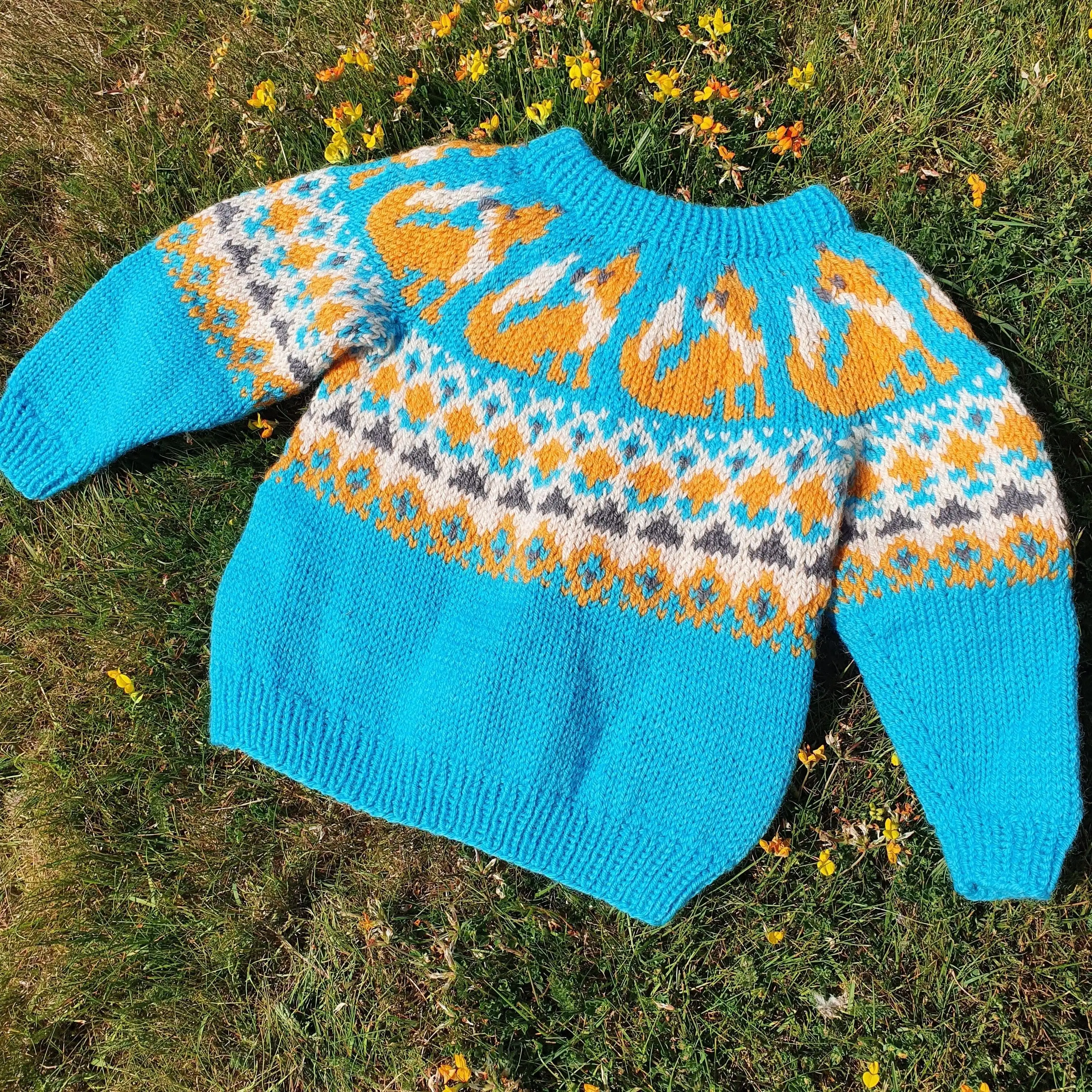 19696-happy-fox-children-s-sweater-1.webp